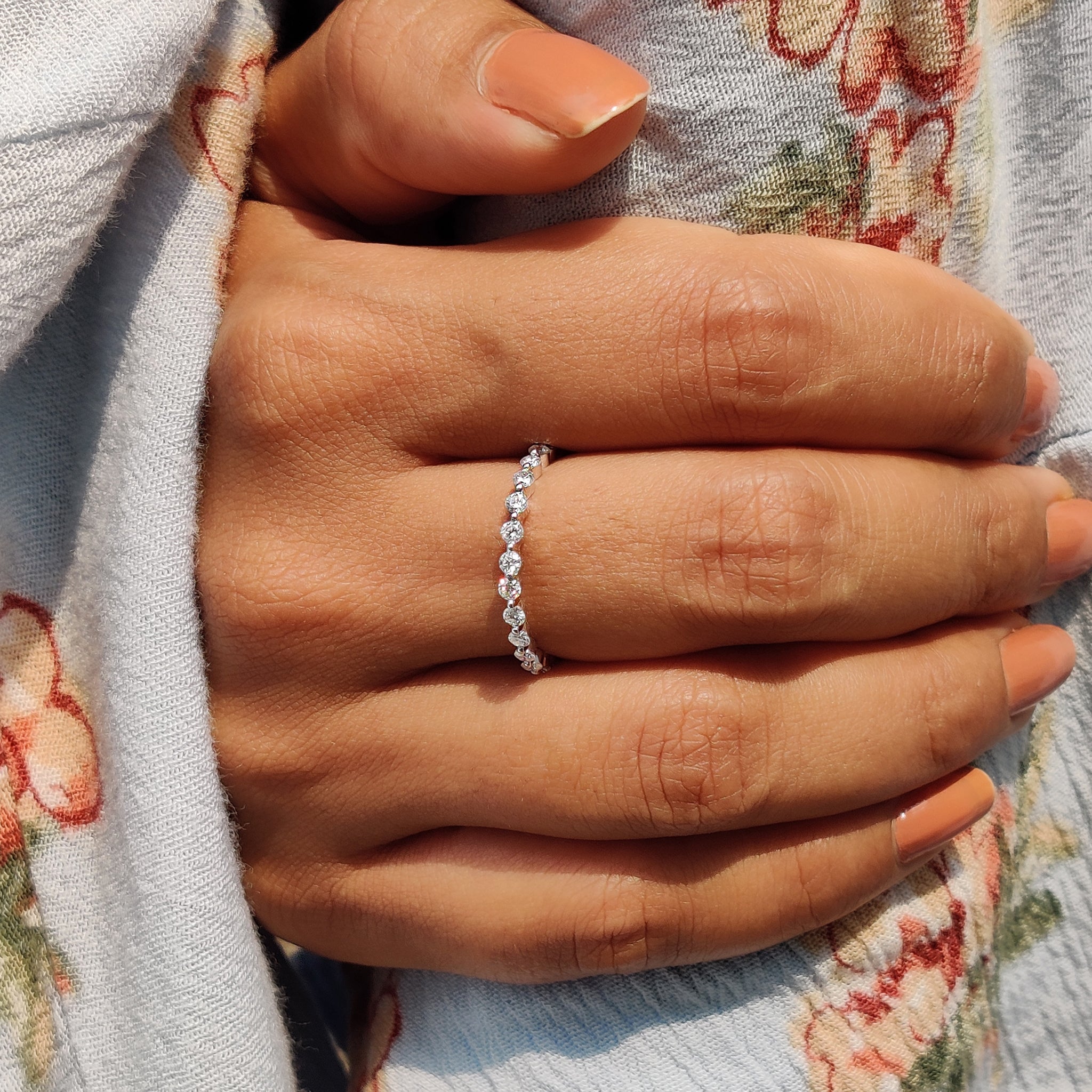Floating Bubble Eternity Wedding Band