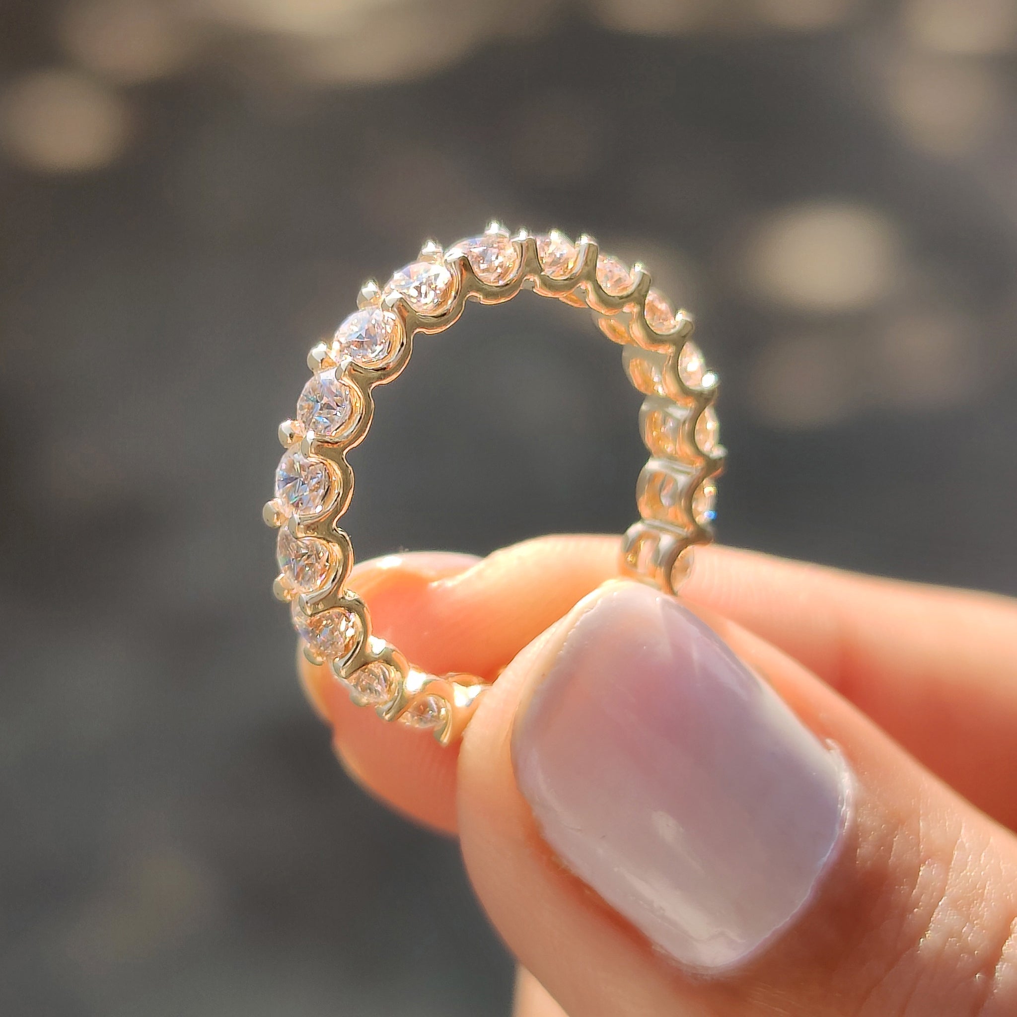 Round Cut Wedding Band In Eternity Style