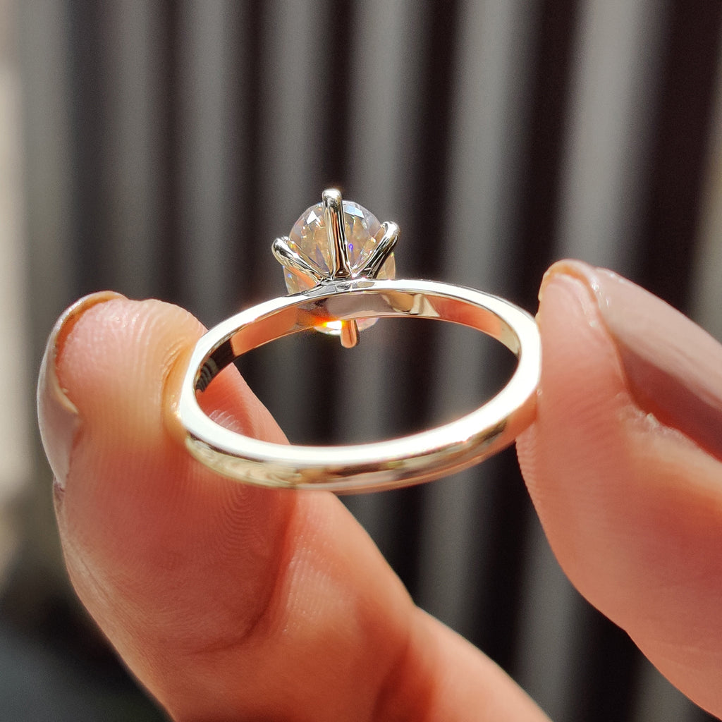 Oval Cut Solitaire Moissanite Ring