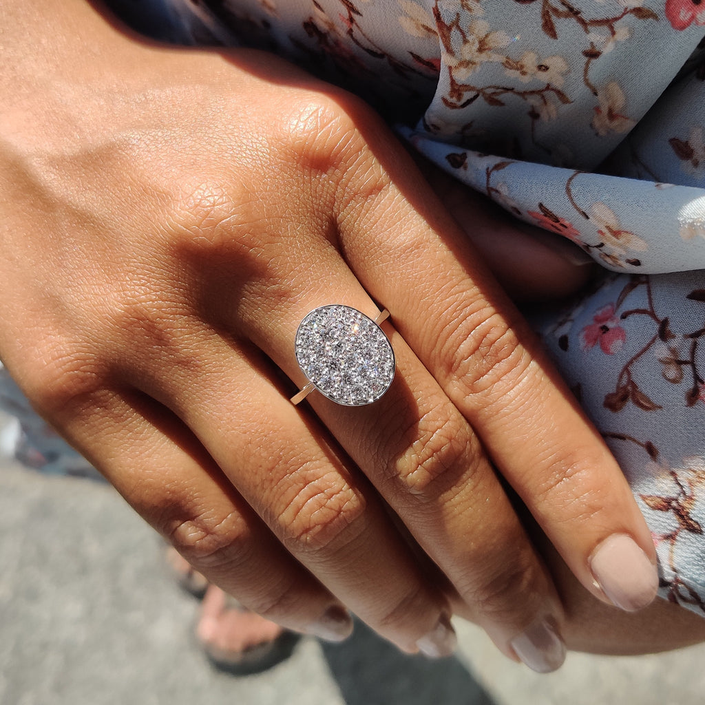 Twilight Bella Ring In Round Cut Stone