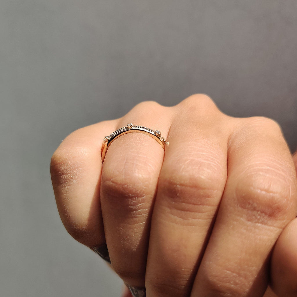 Round Wedding Band With Milgrain Setting