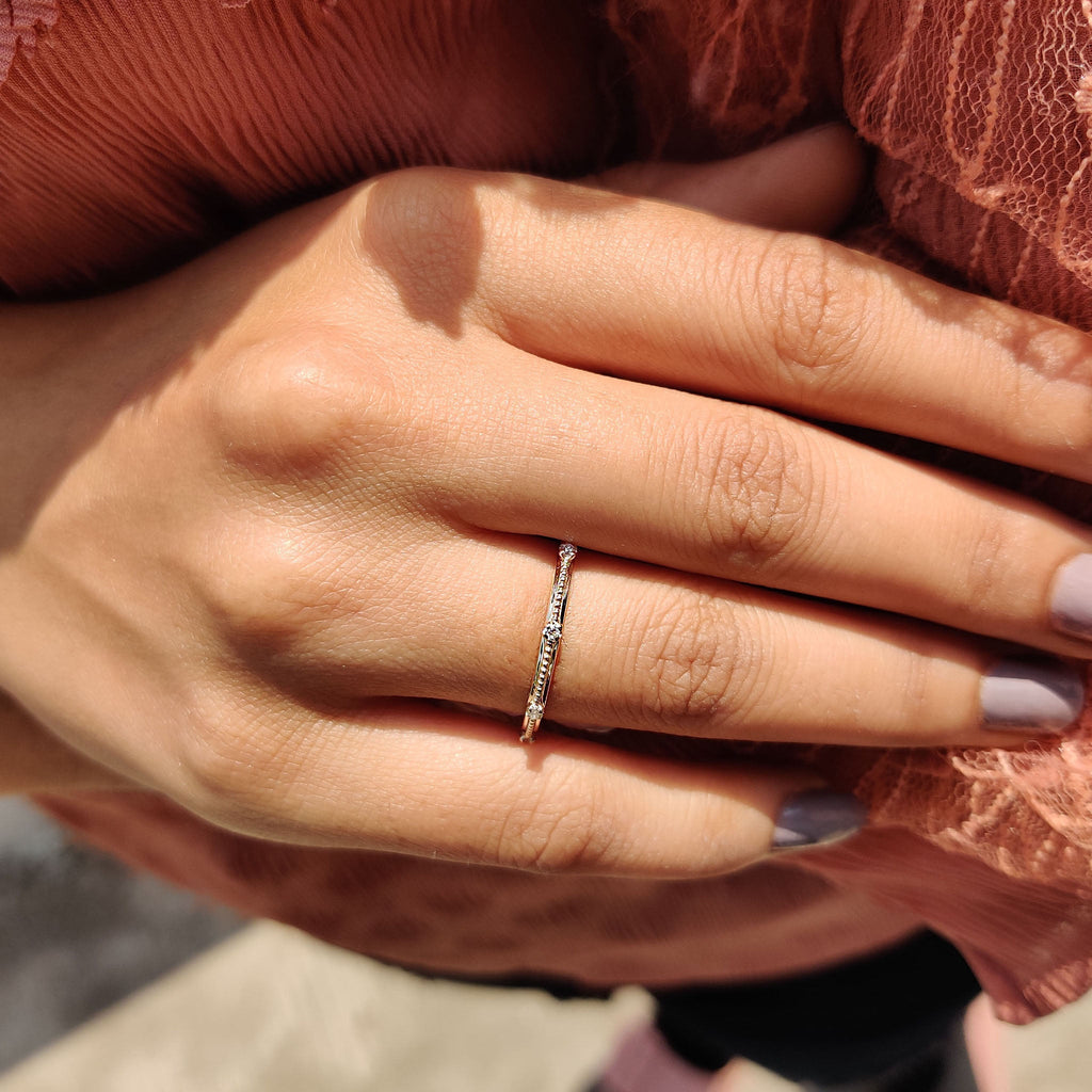 Round Wedding Band With Milgrain Setting