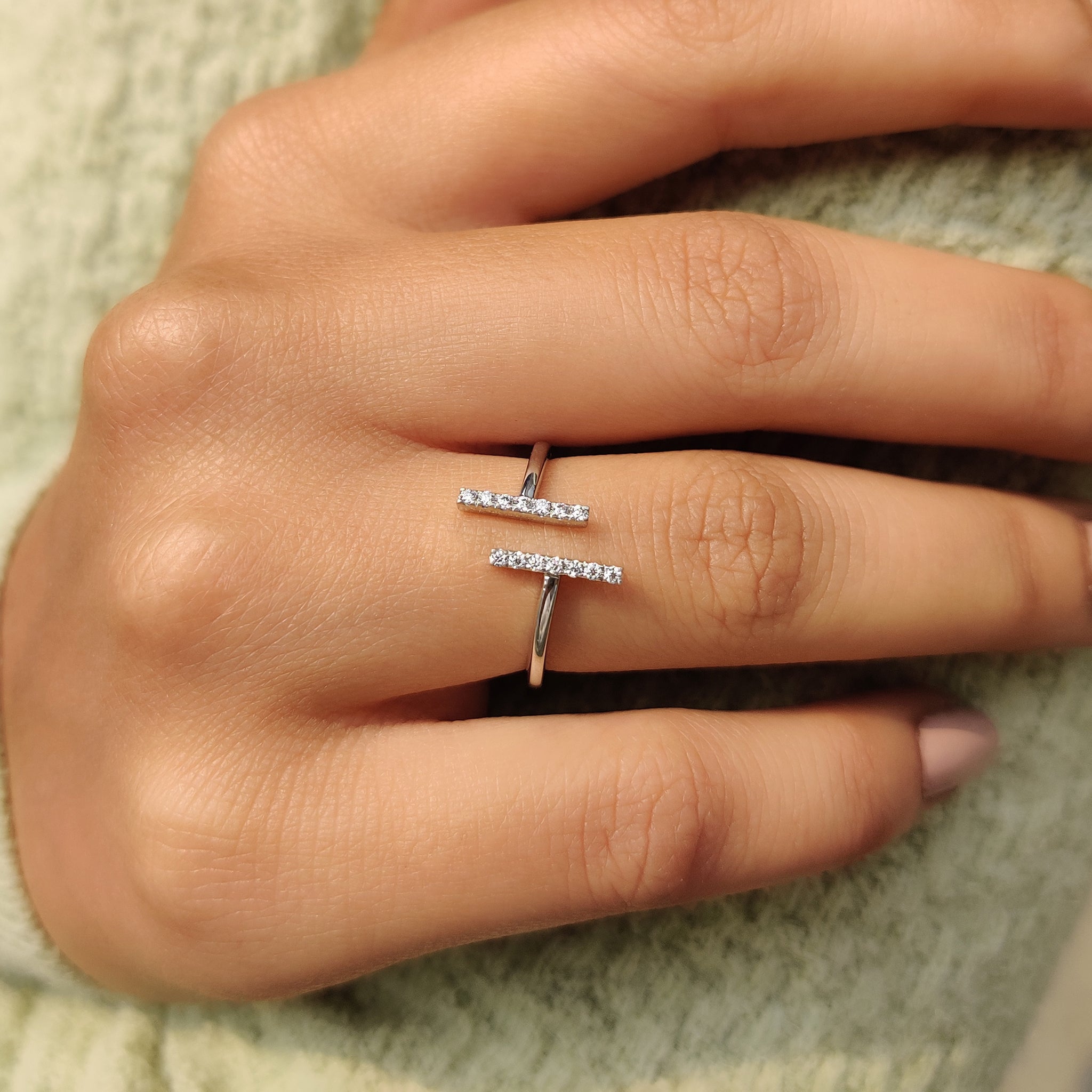 Open Gap Round Cut Moissanite Ring