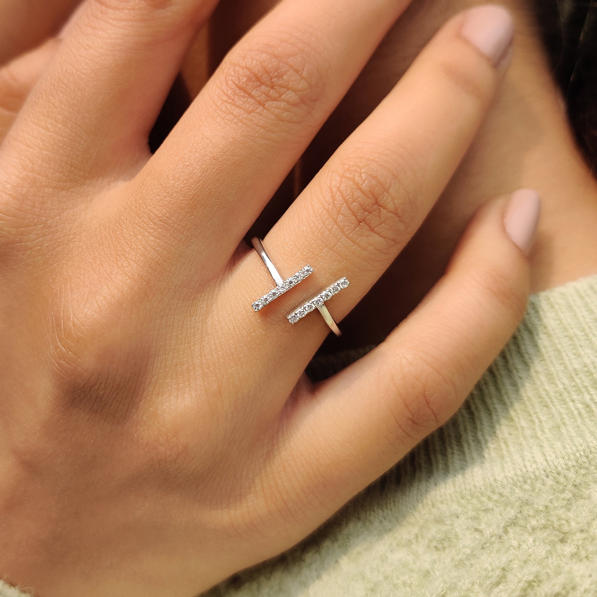 Open Gap Round Cut Moissanite Ring