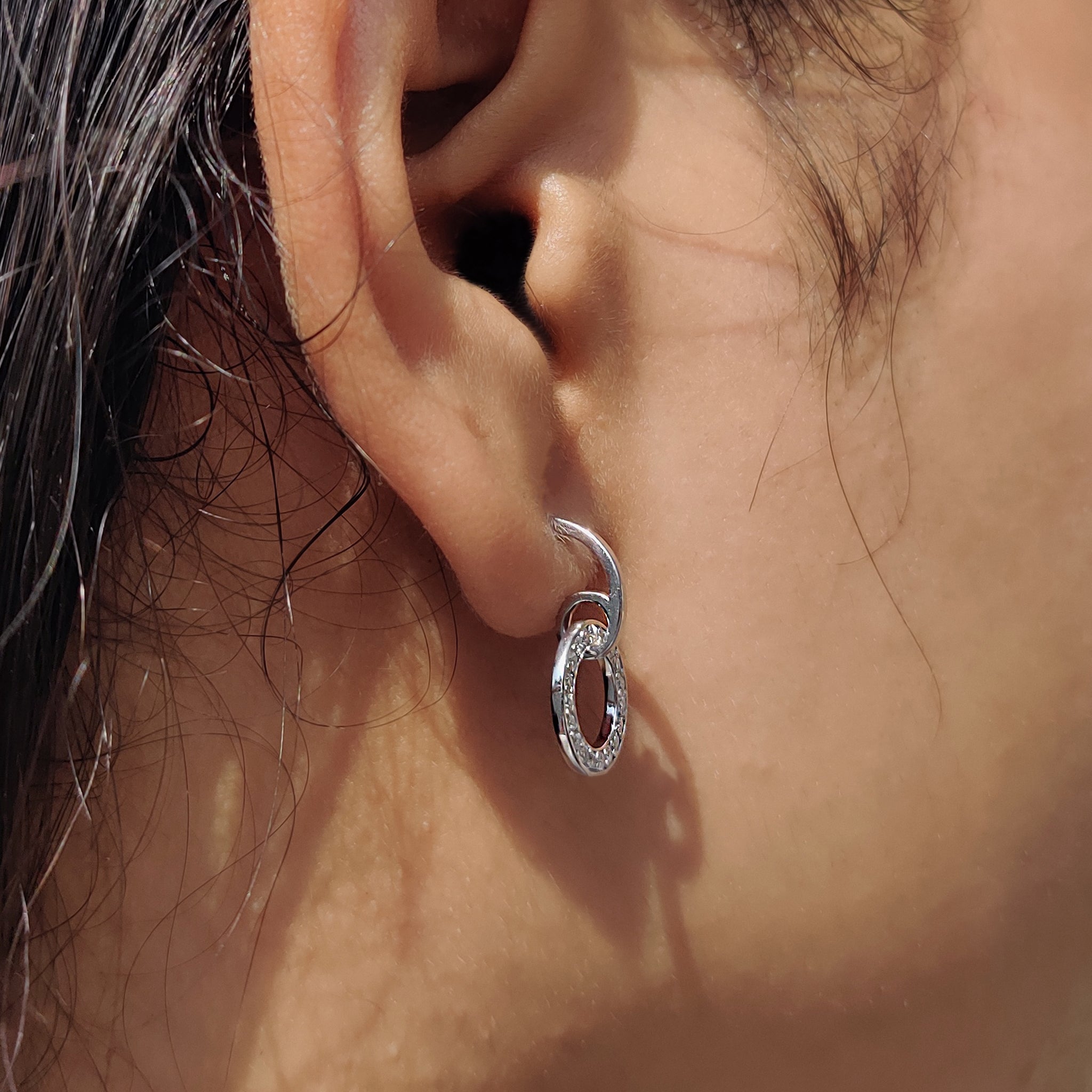 Round Cut Open Circle Diamond Earrings