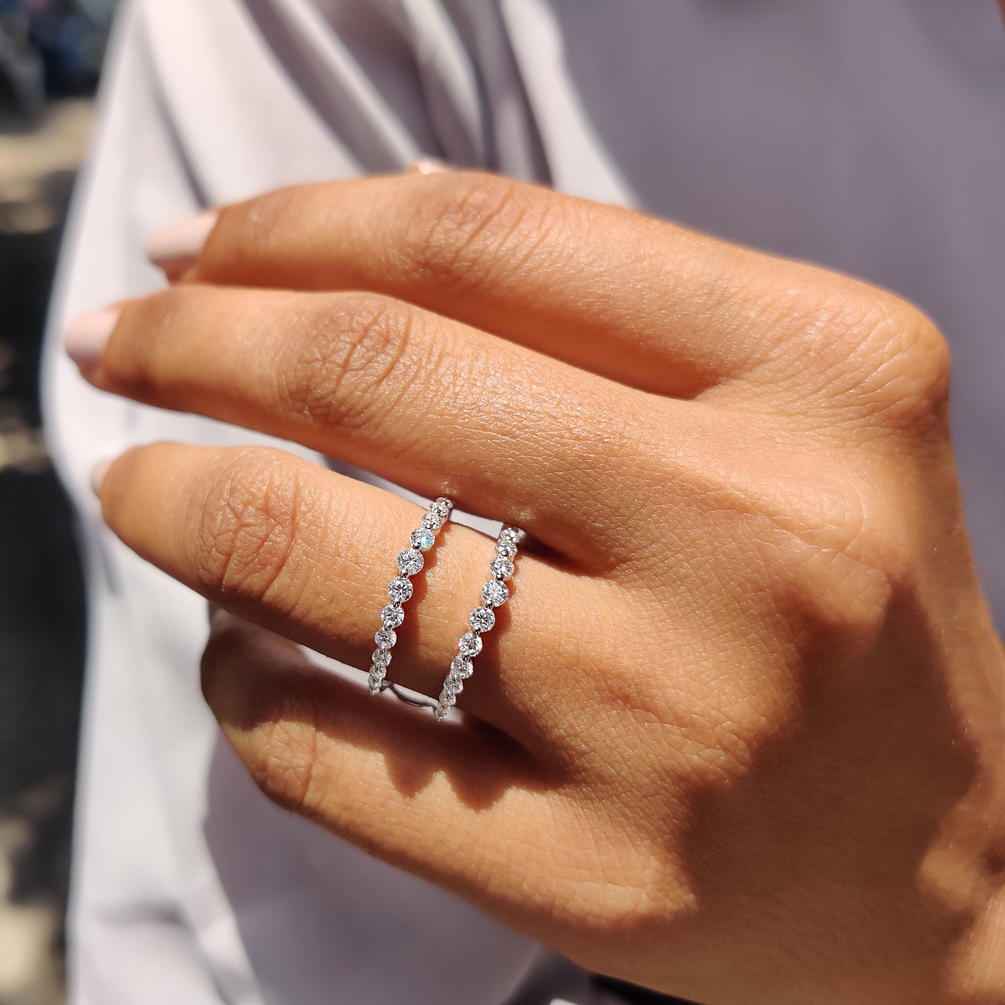 Round Shaped Moissanite Band With Enhancer Style Image secondaire du produit
