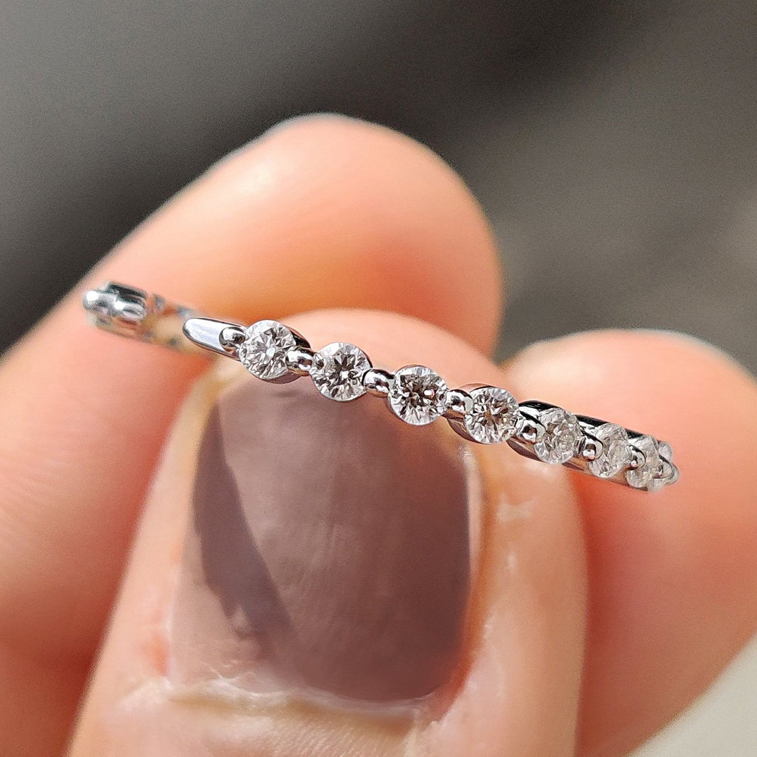 Open Gap Wedding Band In round Cut Hauptbild