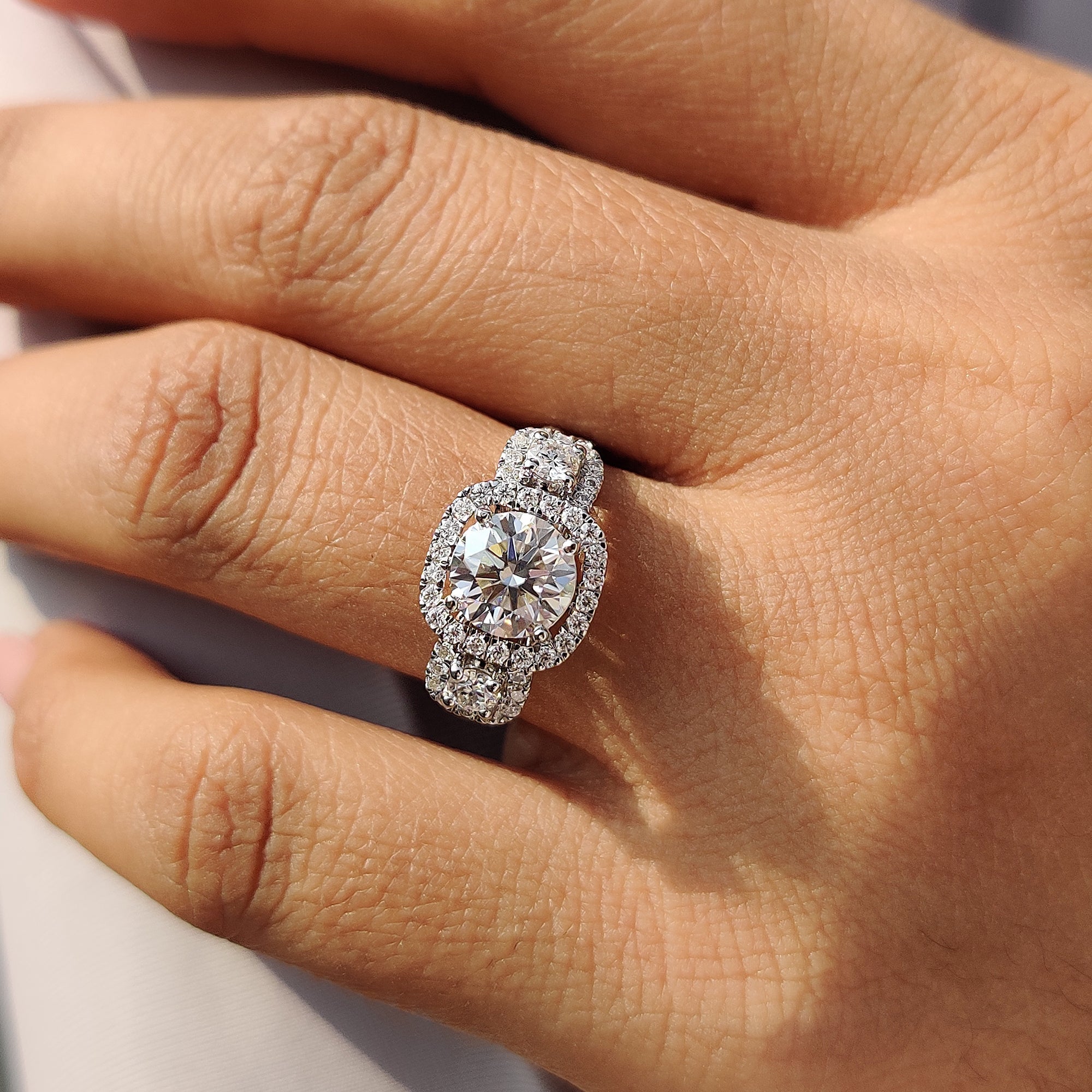 Round Cut Moissanite Engagement Ring in Split Pave Set