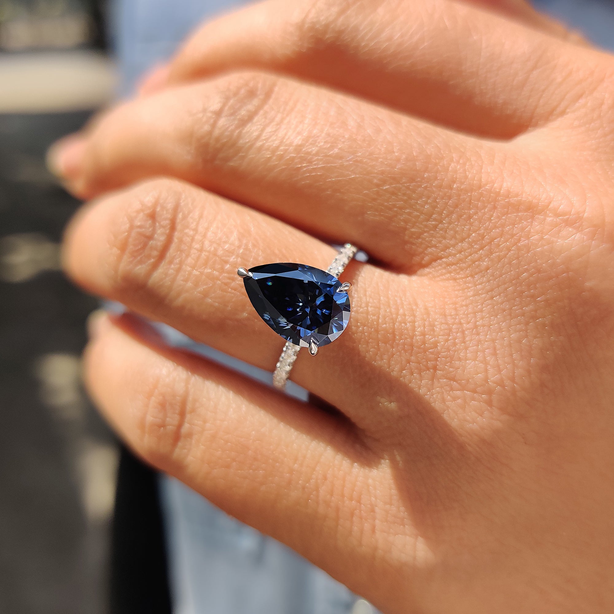 Royal Dark Blue Pear Shaped Engagement Ring Secondary image