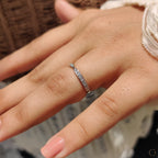 Wedding Ring White Gold - Round Diamond