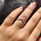 Curved Diamond Band With Round Cut
