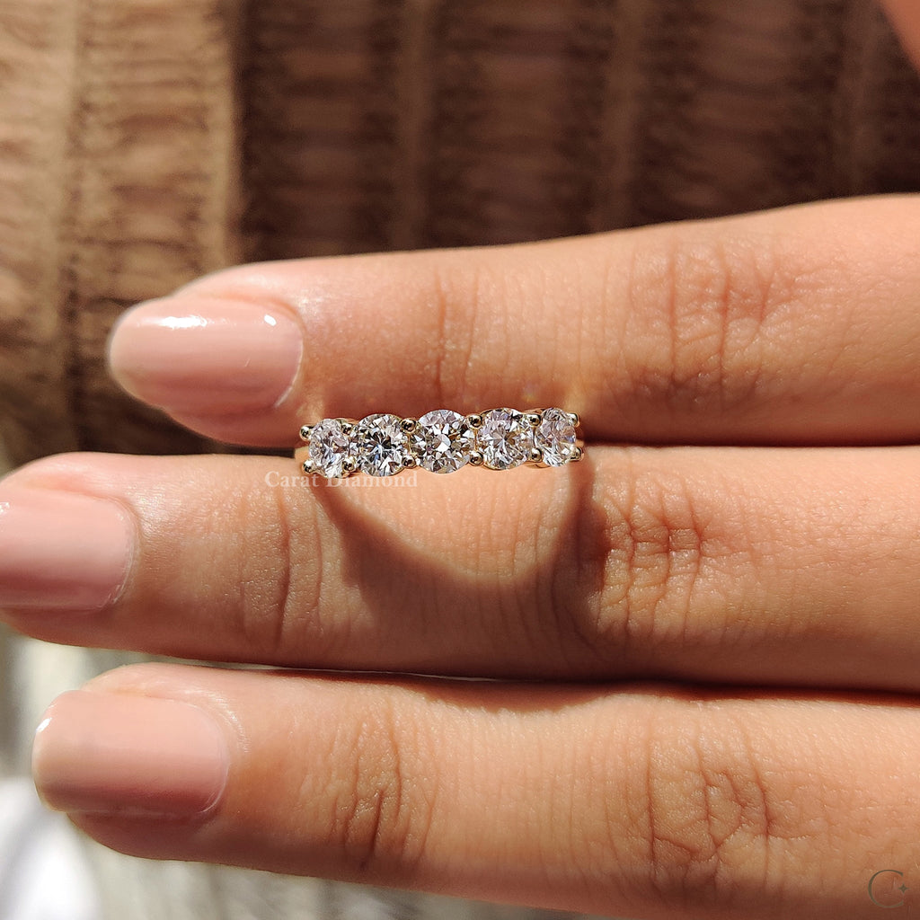 Round Diamond 5 Stone Wedding Band