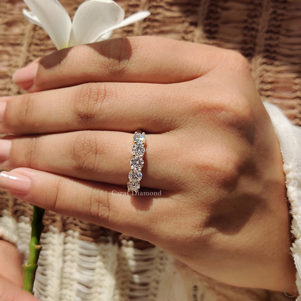 Round Diamond 5 Stone Wedding Band