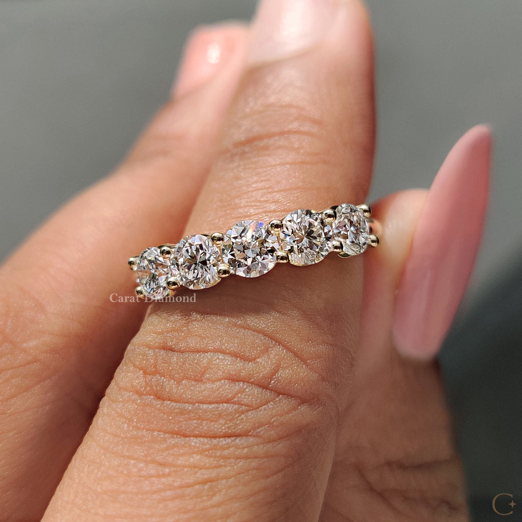 Round Diamond 5 Stone Wedding Band
