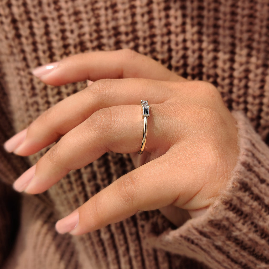 Baguette And Round Cut Yellow Gold Diamond Wedding Band