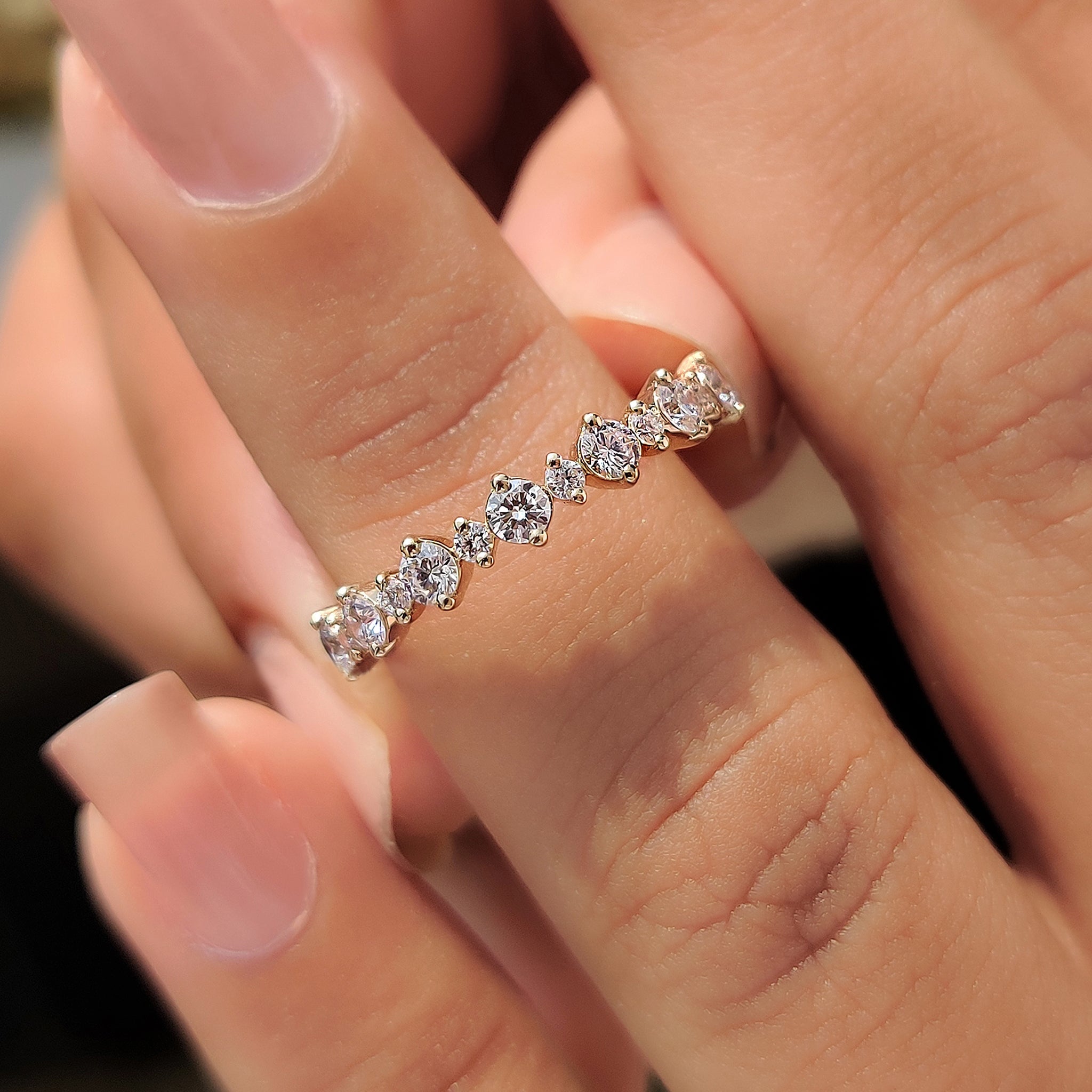Round Diamond Half Eternity Wedding Band Yellow Gold Image principale du produit