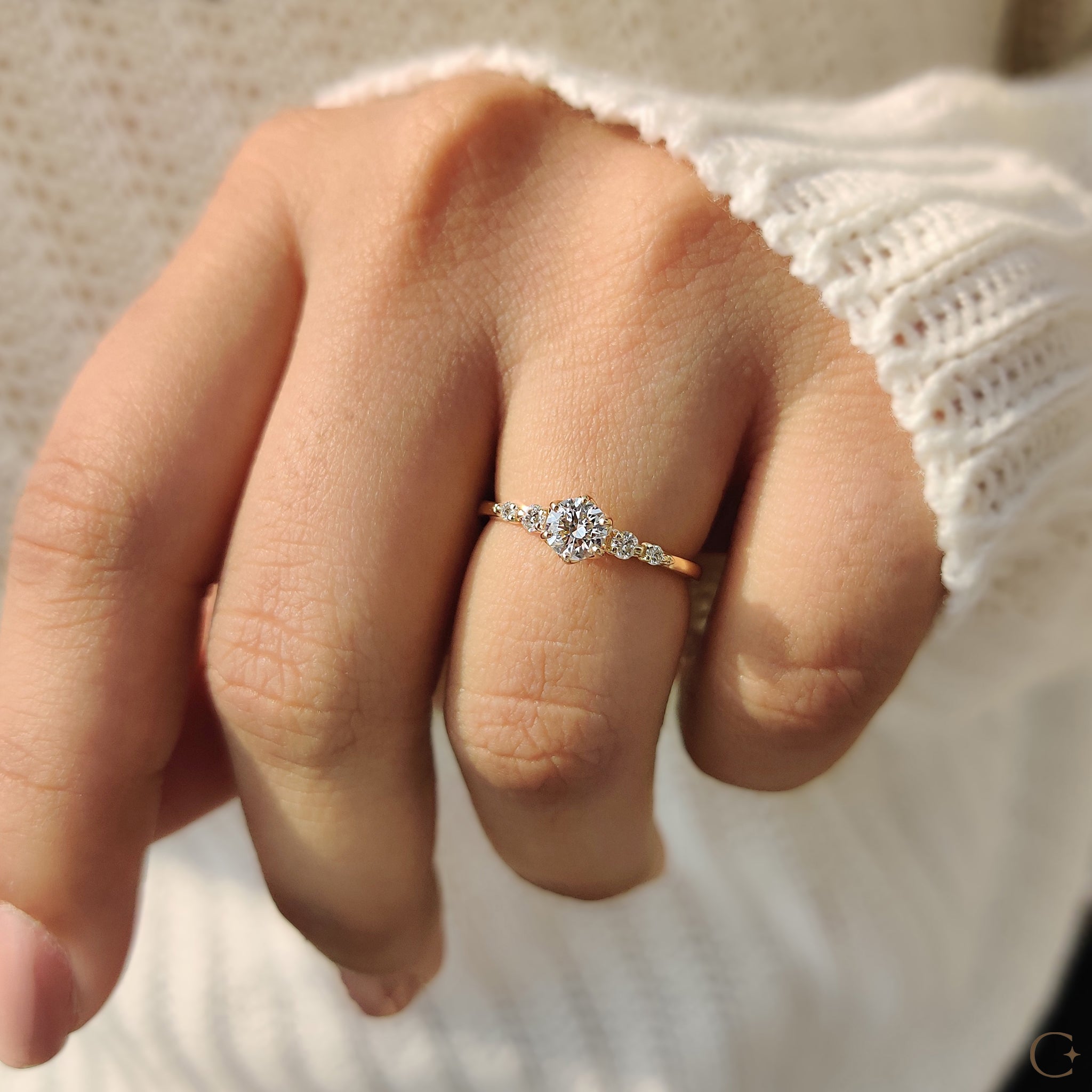 Round Cut 5 Stone Diamond Ring Secondary image