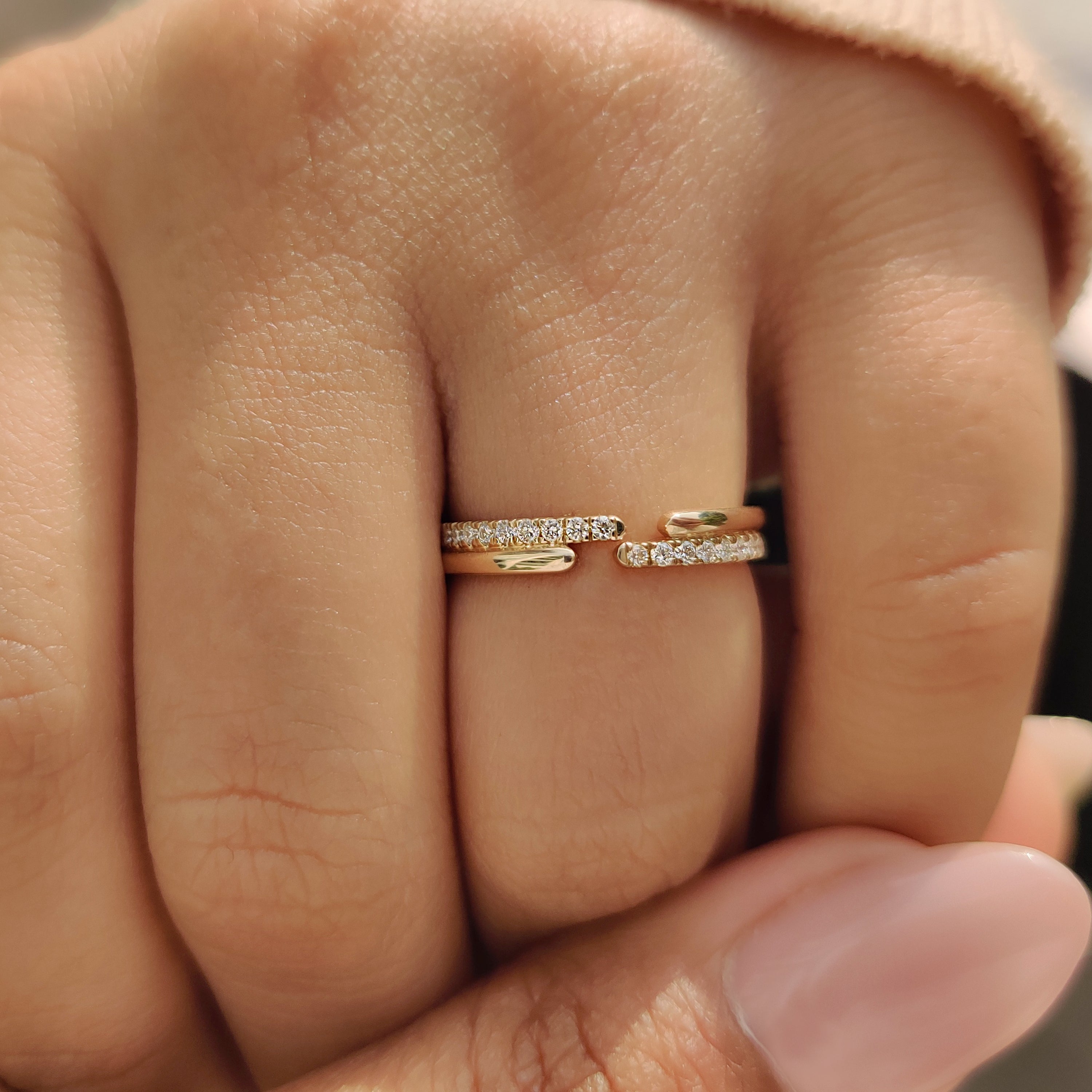Lab Grown Round Cut Double Row Diamond Band Secondary image