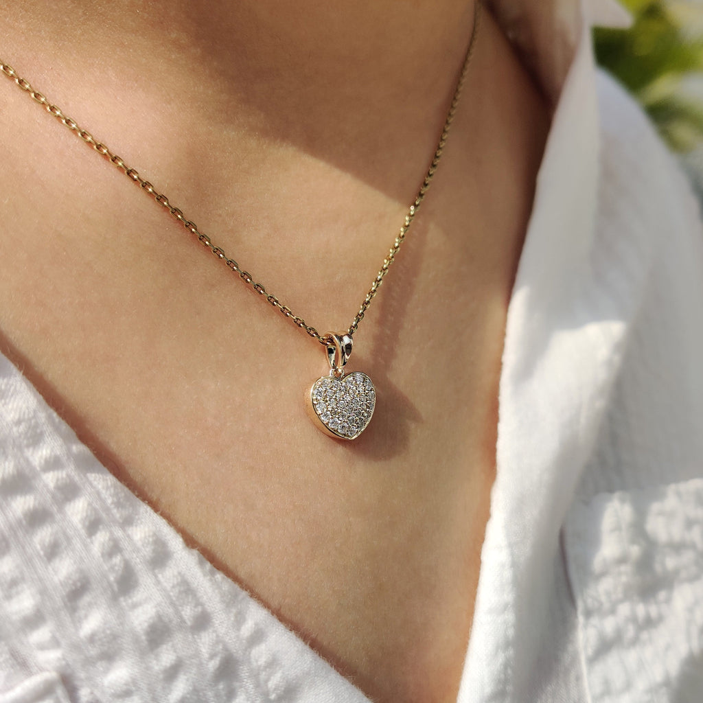 Round Diamond Heart Shape Pendant