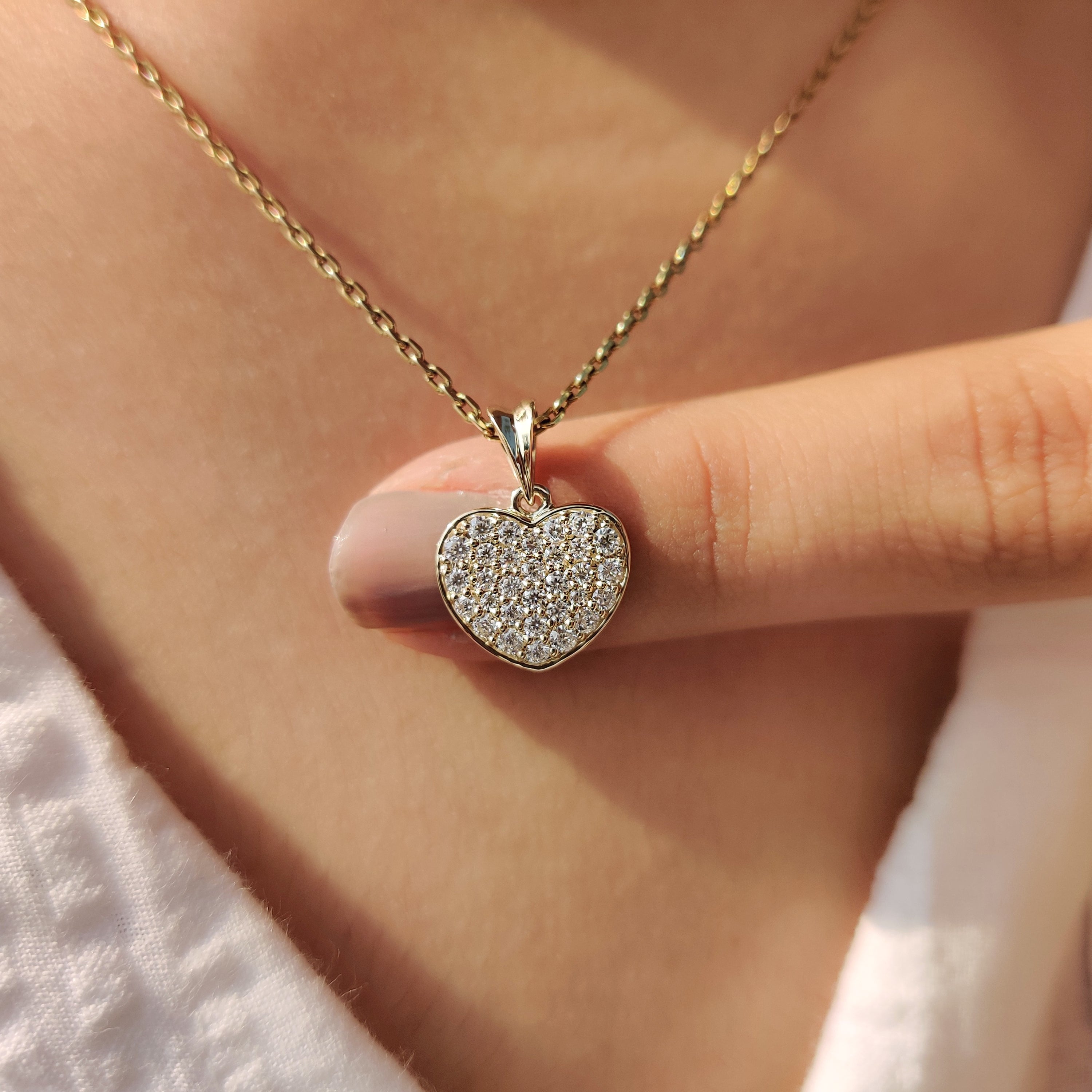 Round Diamond Heart Shape Pendant