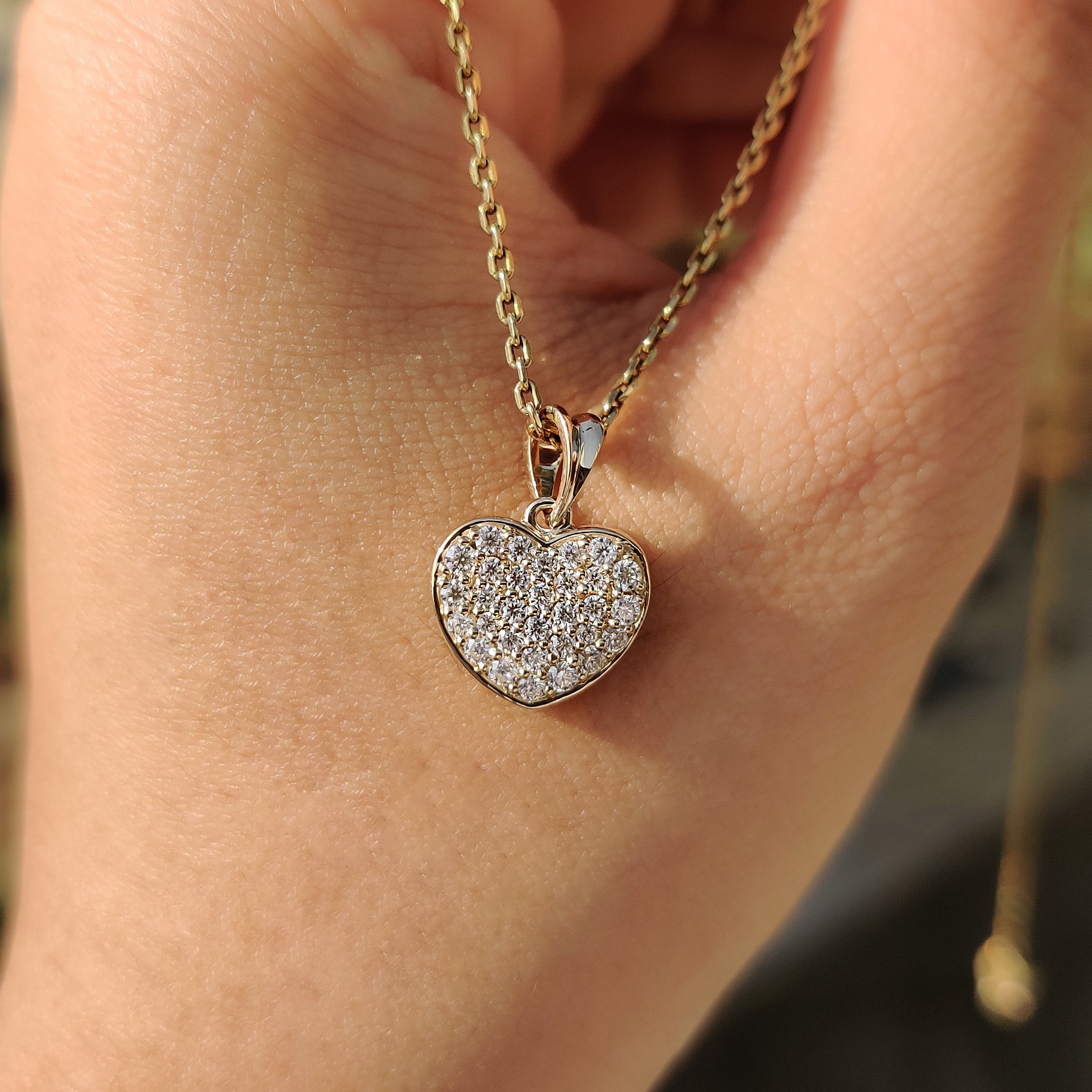 Round Diamond Heart Shape Pendant