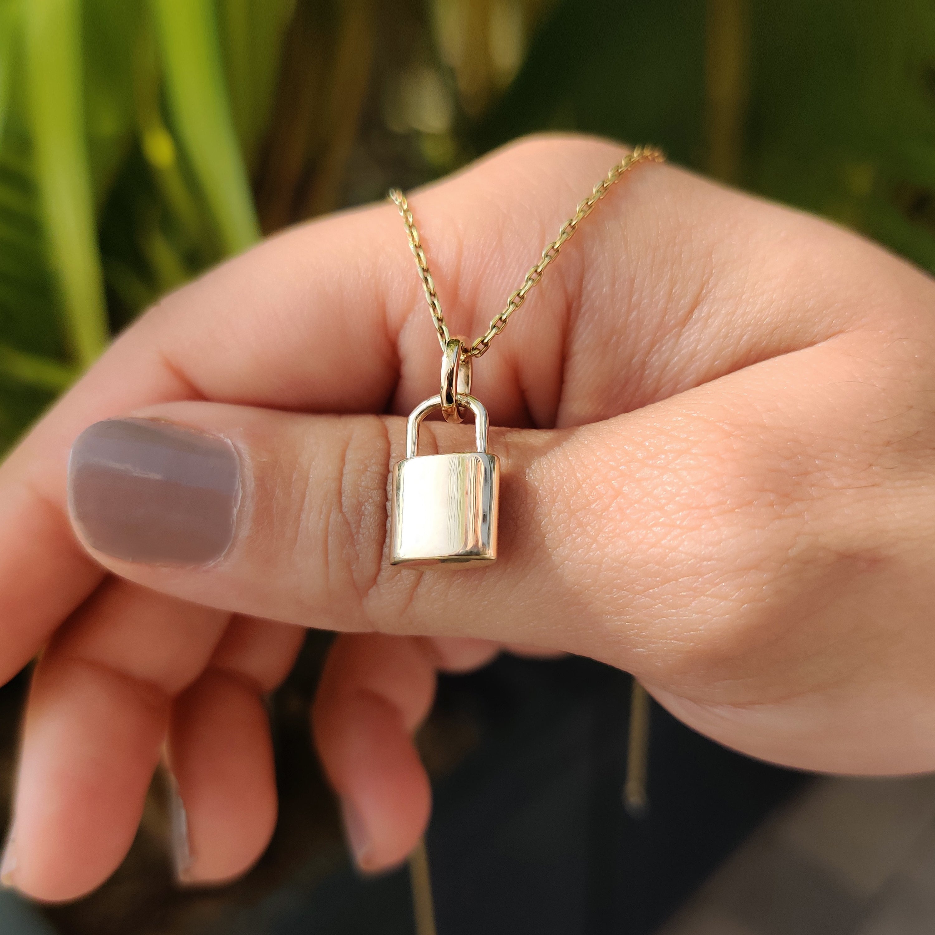 Lab Grown Round Diamond Lock Pendant