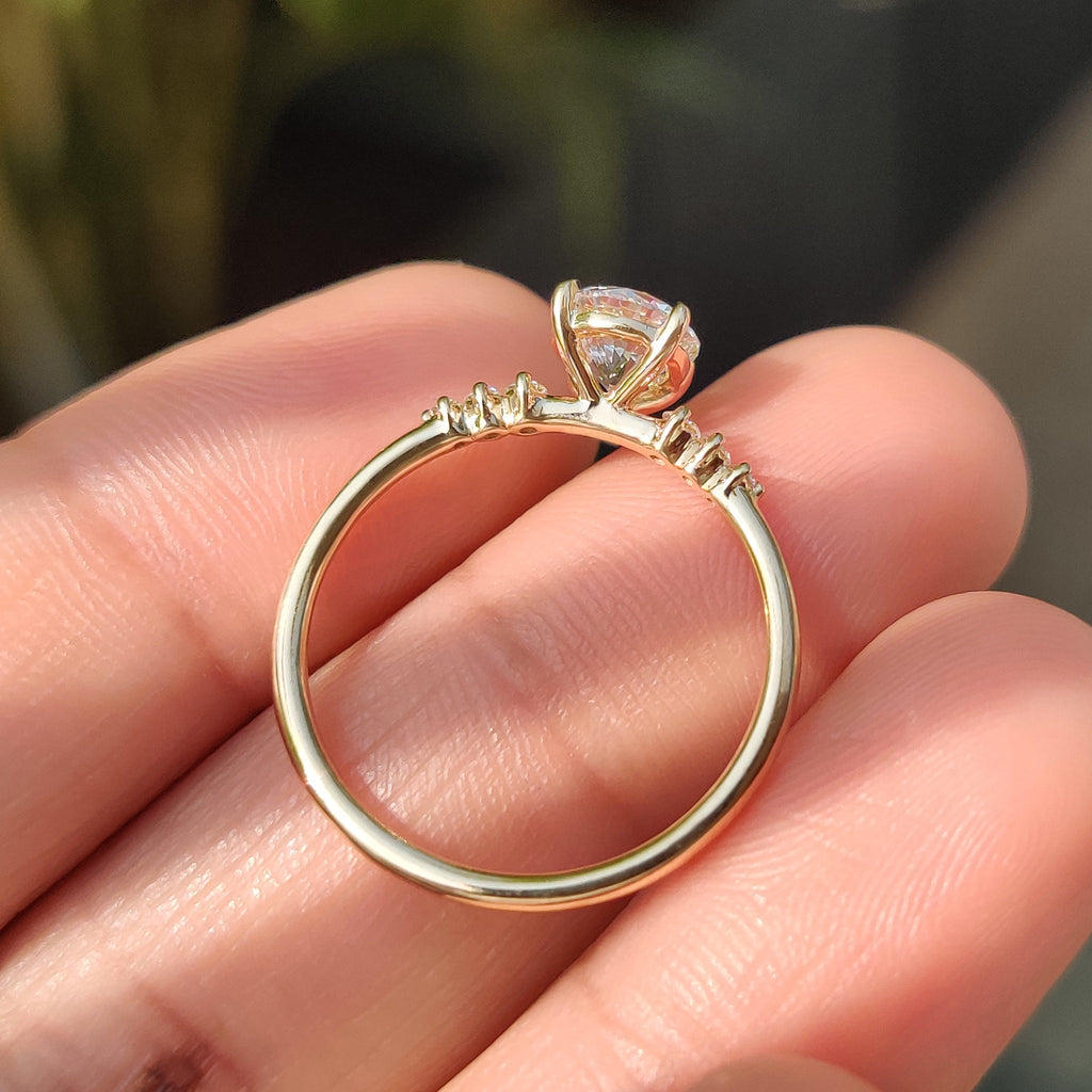 Round Diamond Ring with Side Stone
