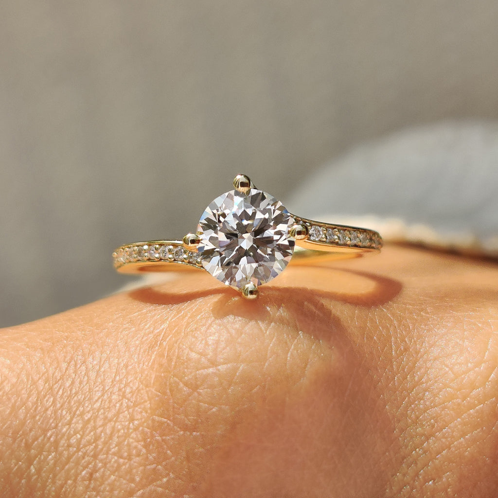 Round Diamond Bypass Ring Setting In Pave Style