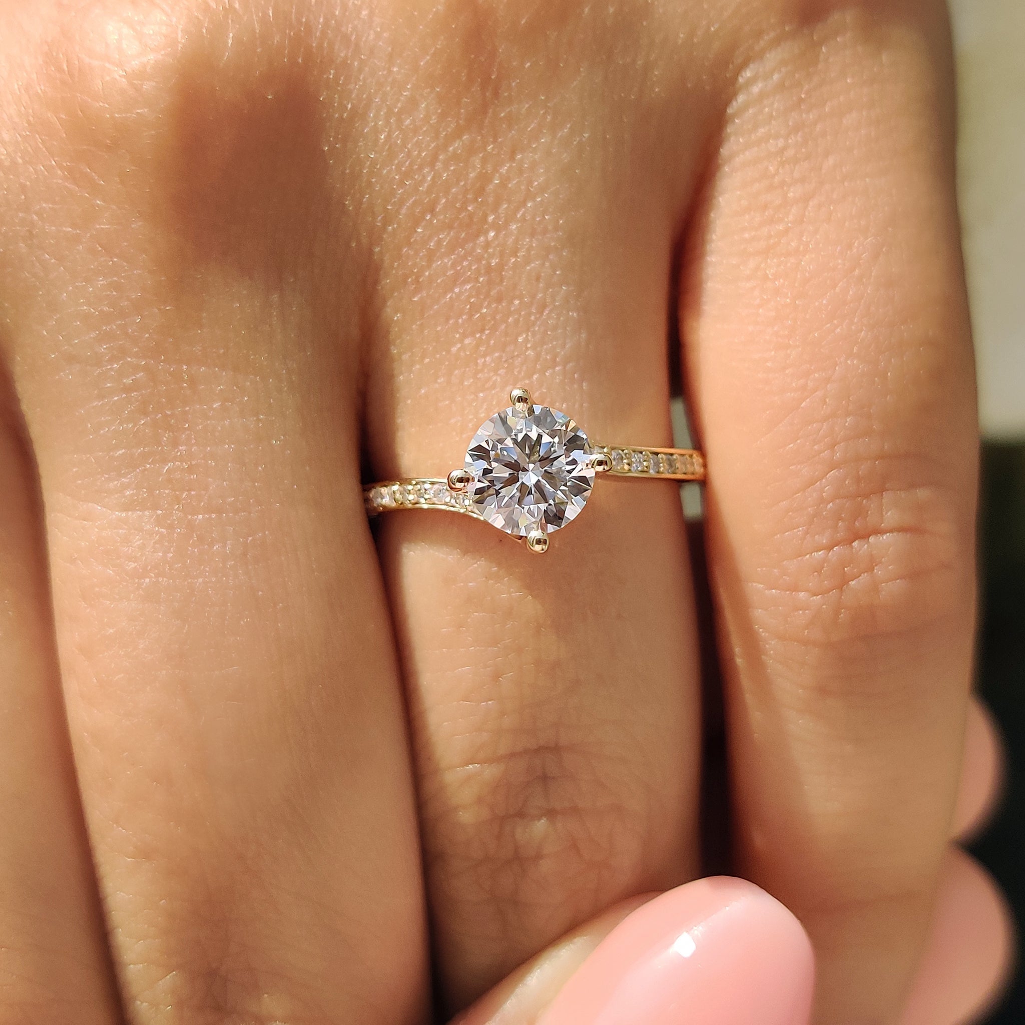 Round Diamond Bypass Ring Setting In Pave Style