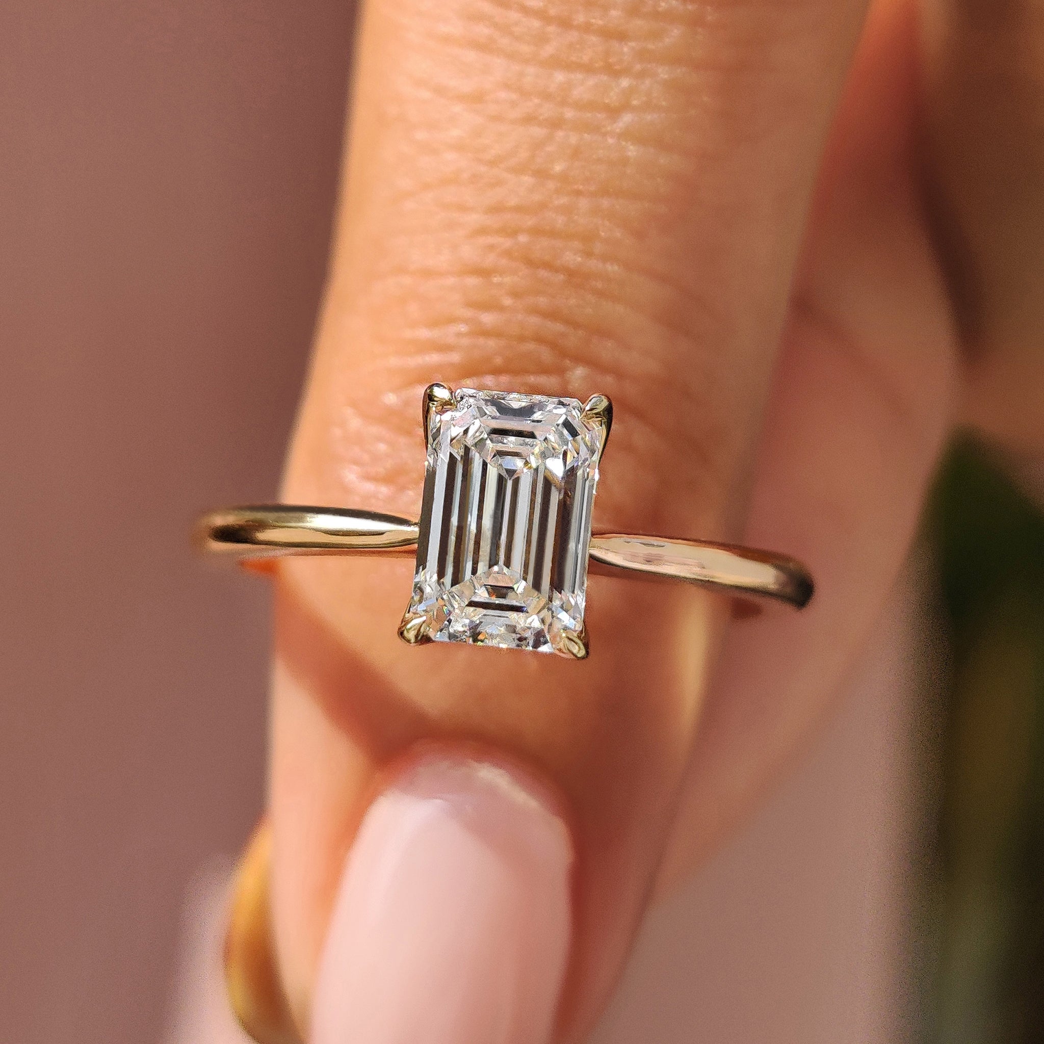 Emerald Diamond Ring In Solitaire Style Main image