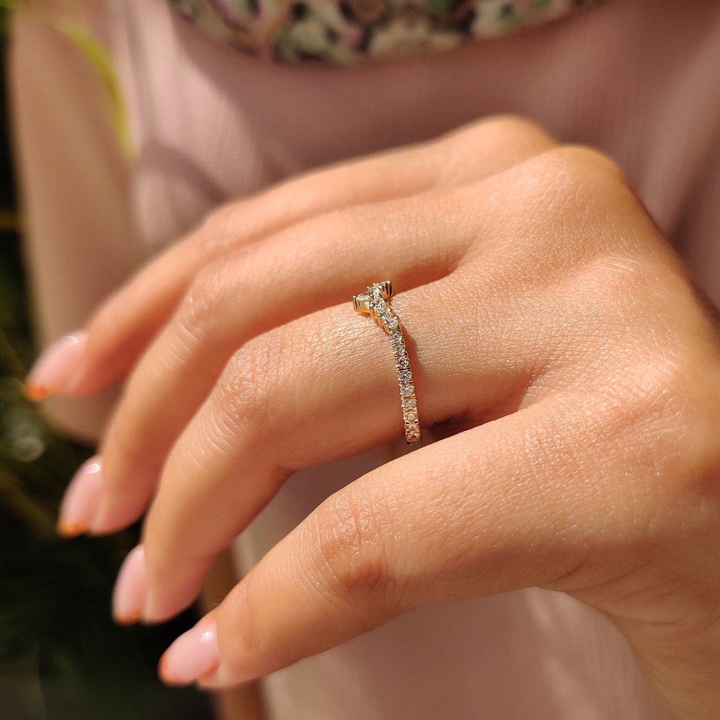 Pear And Round Cut Curved Wedding Band Yellow Gold
