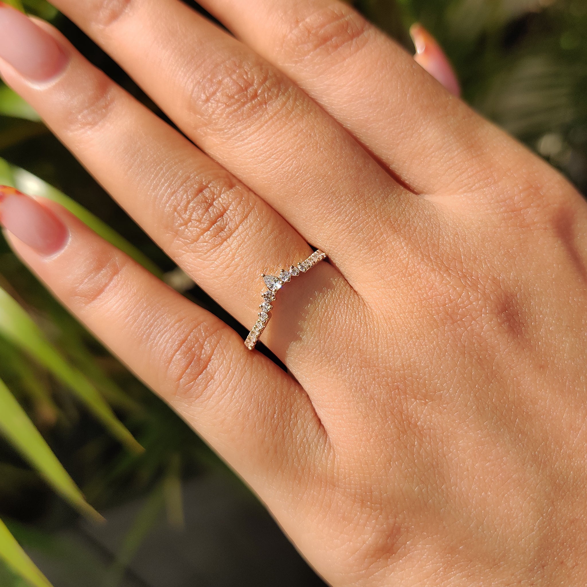 Pear And Round Cut Curved Wedding Band Yellow Gold