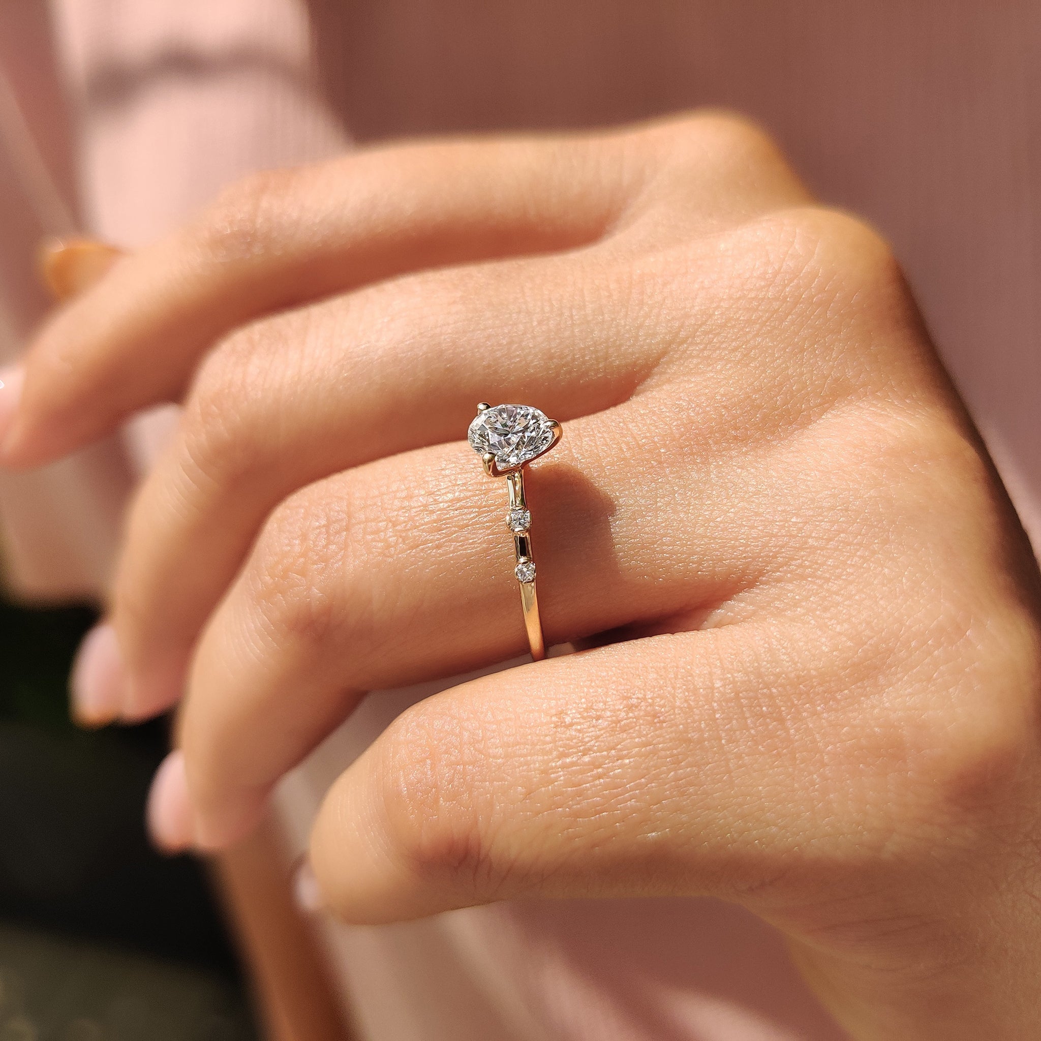 Round Diamond 3 Stone Diamond Ring