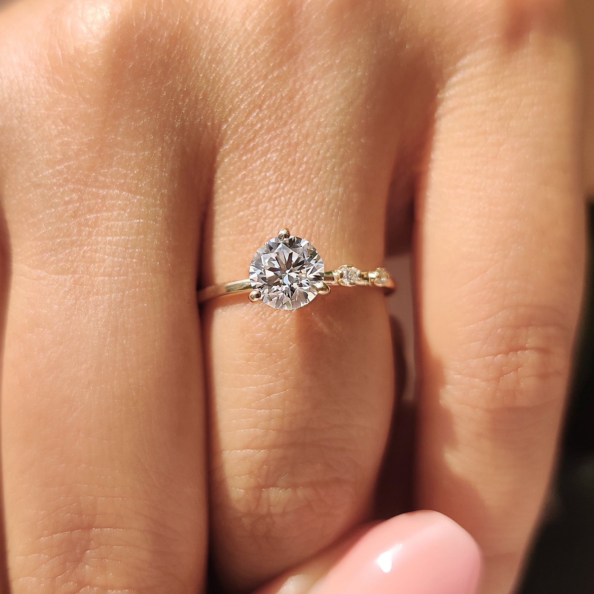 Round Diamond 3 Stone Diamond Ring