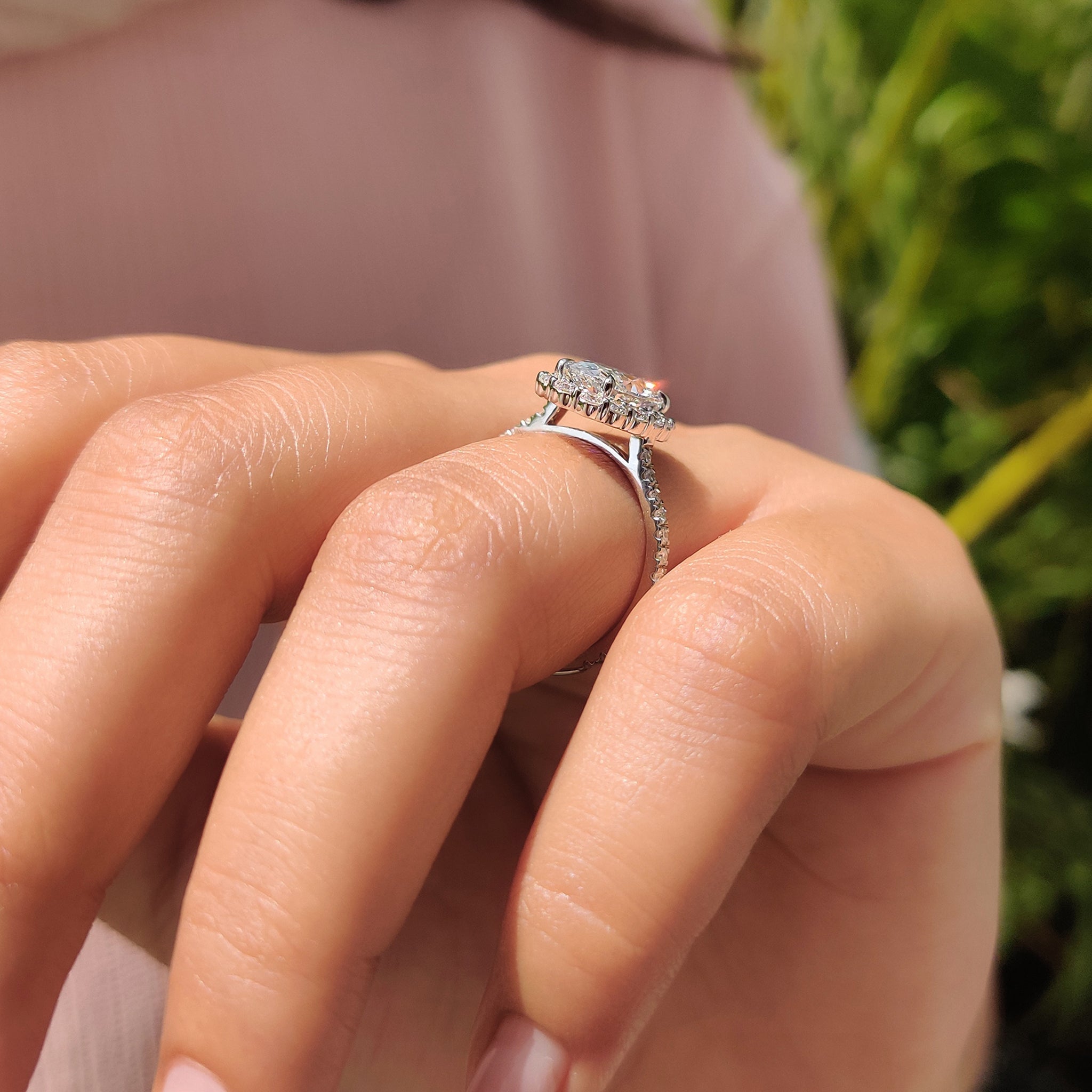 Oval Cut Cathedral Setting Ring