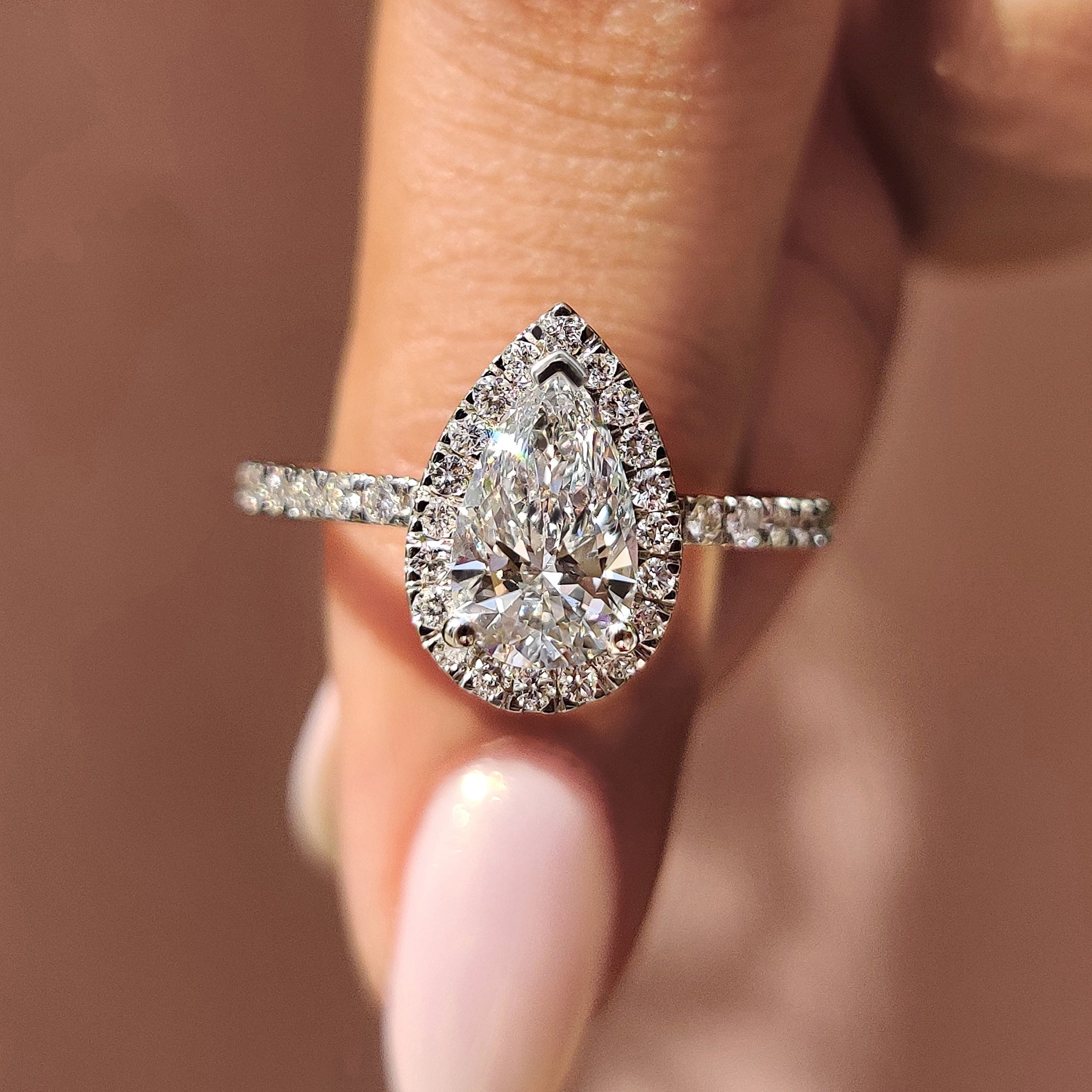 Pear Cut Halo Engagement Ring Setting Main image