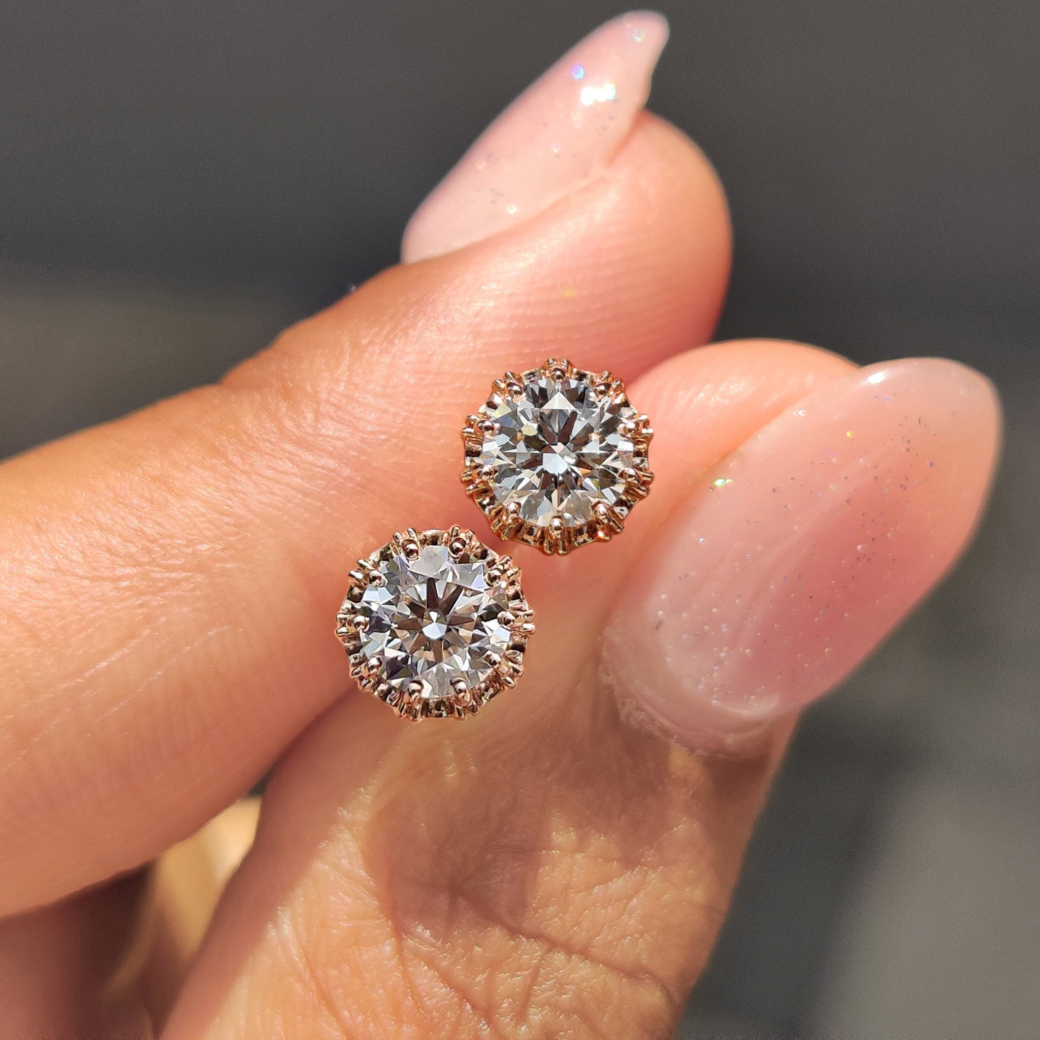 Round Cut Diamond Stud Earrings Main image