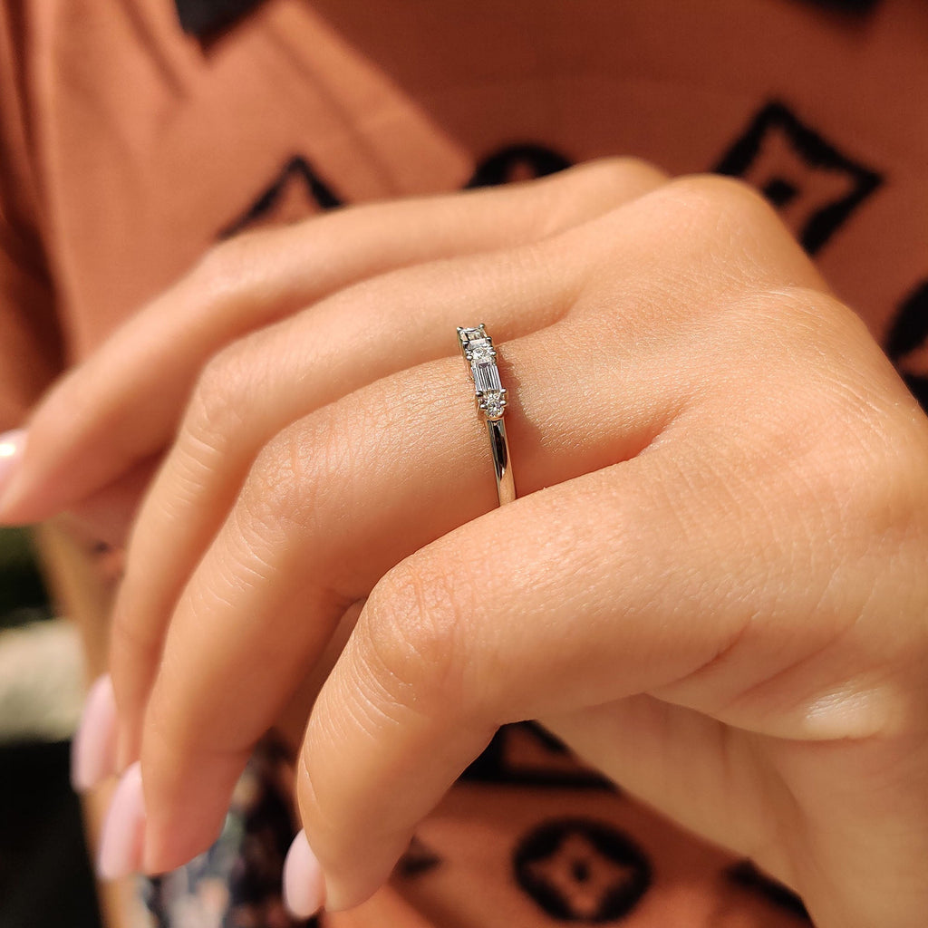 Round And Baguette Cut Wedding Band