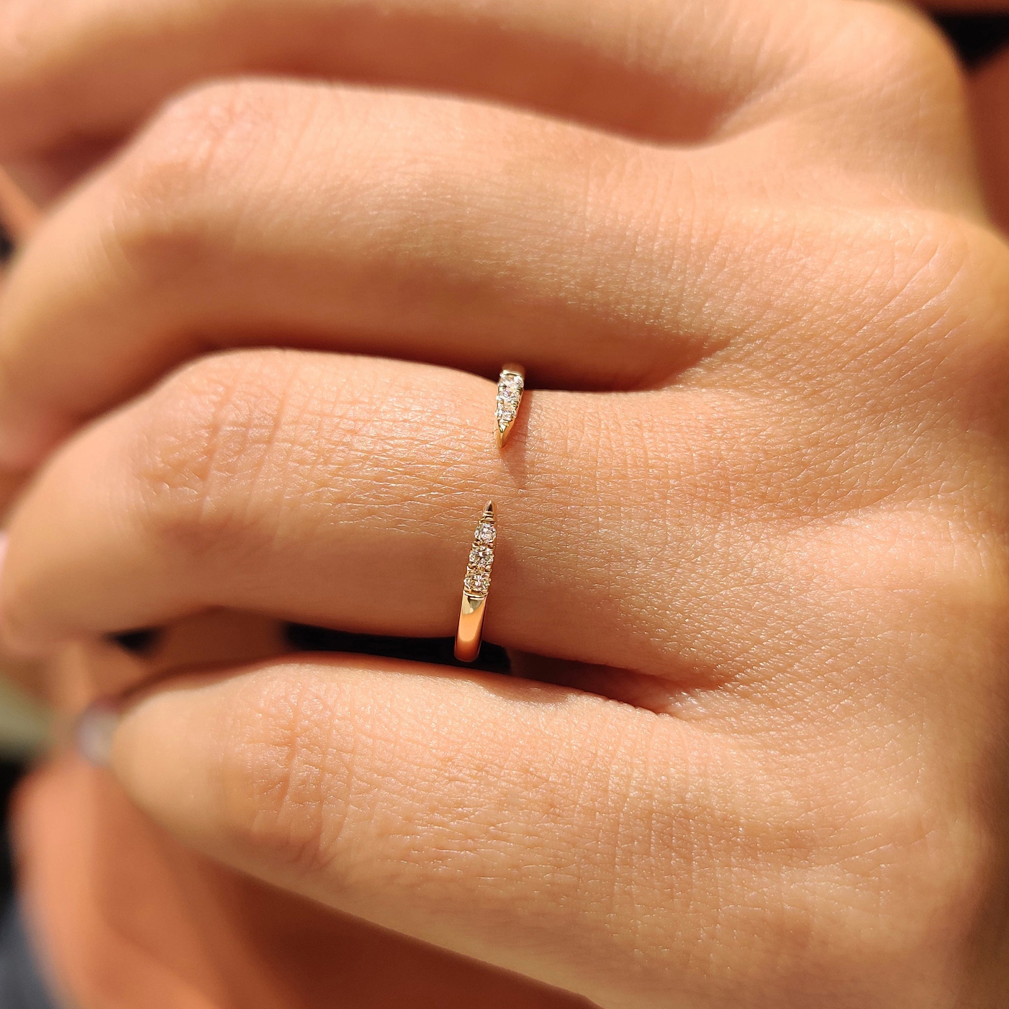 Round Cut 6 Stone Open Gap Wedding Band