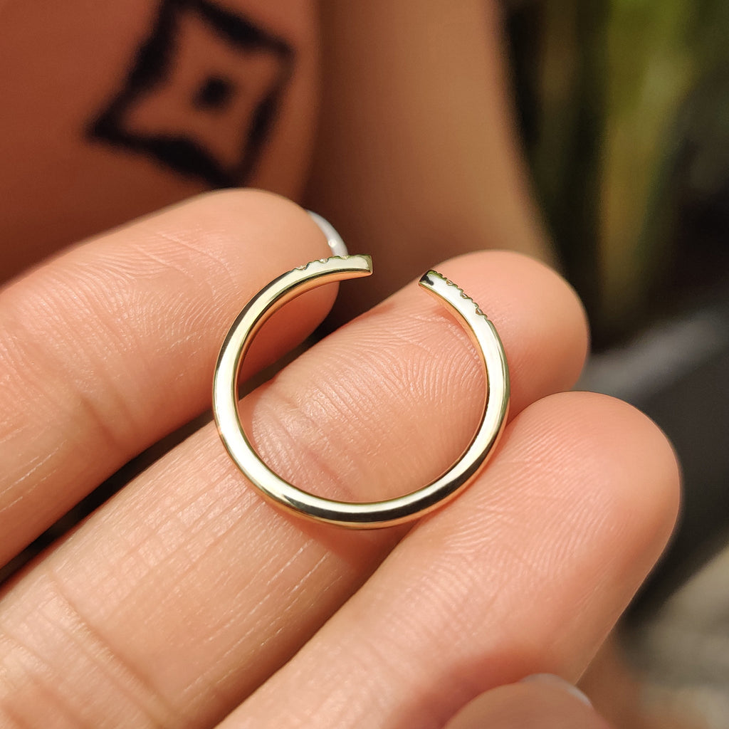 Round Cut 6 Stone Open Gap Wedding Band