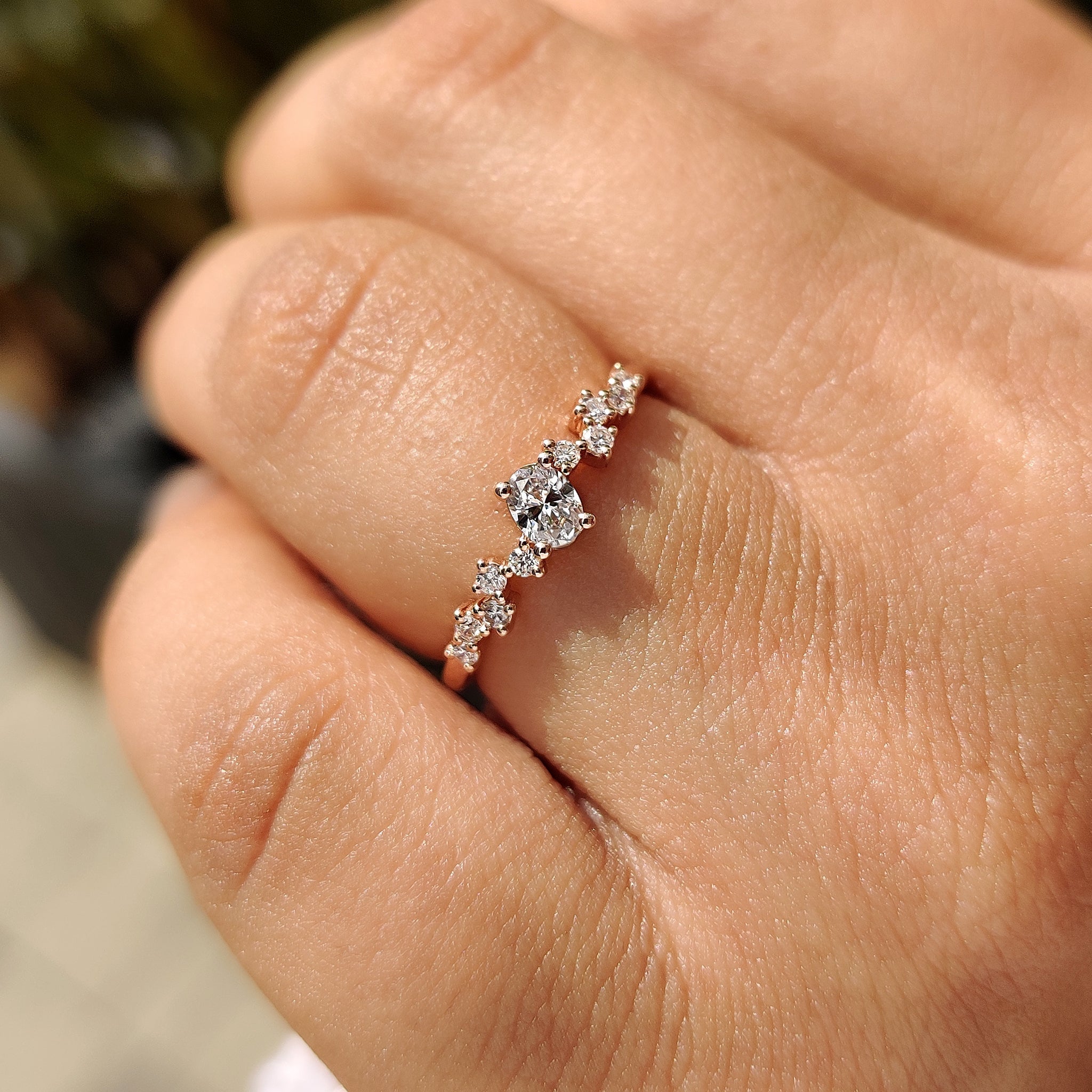 Oval Diamond Wedding Band - Zig Zag Style