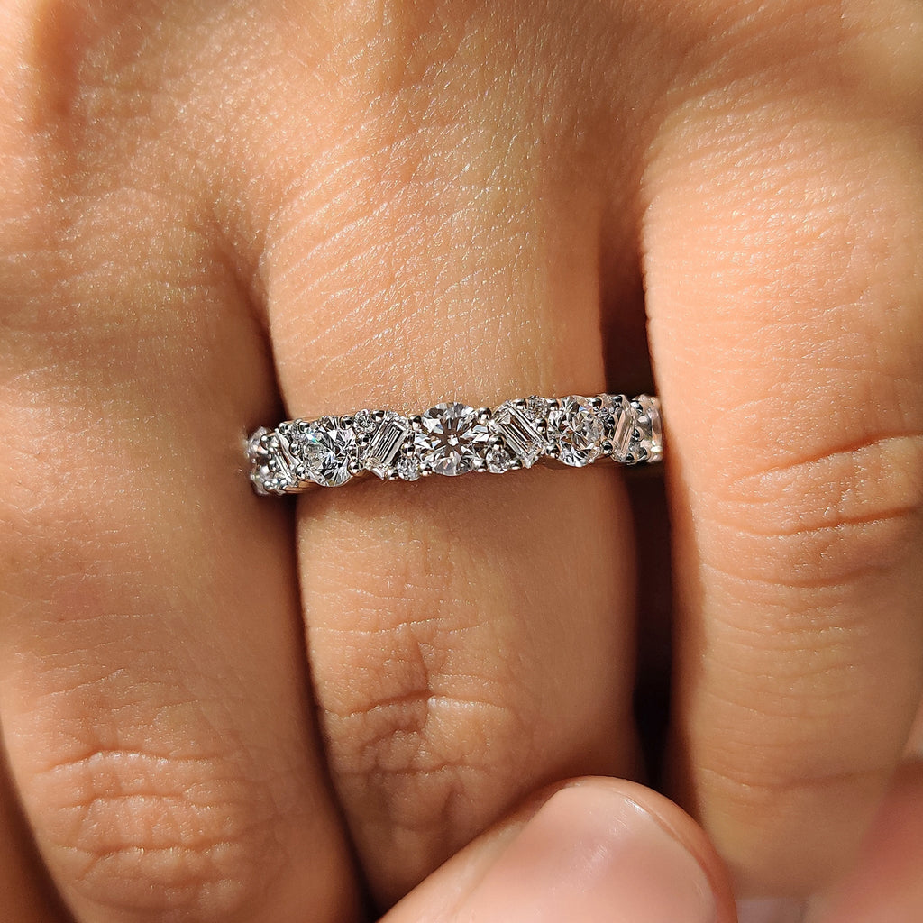 Baguette And Round Diamond Wedding Band