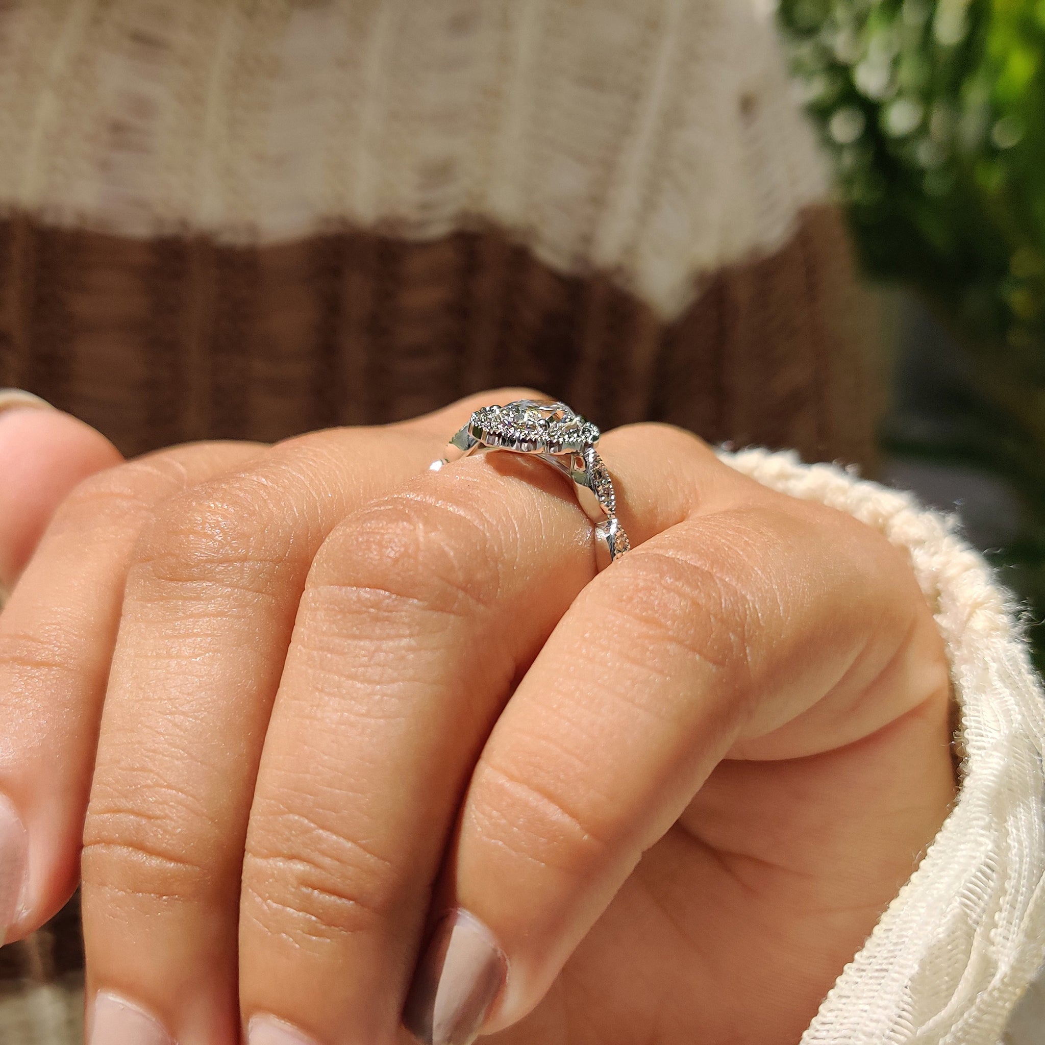 Oval Vintage Diamond Ring With Milgrain Style