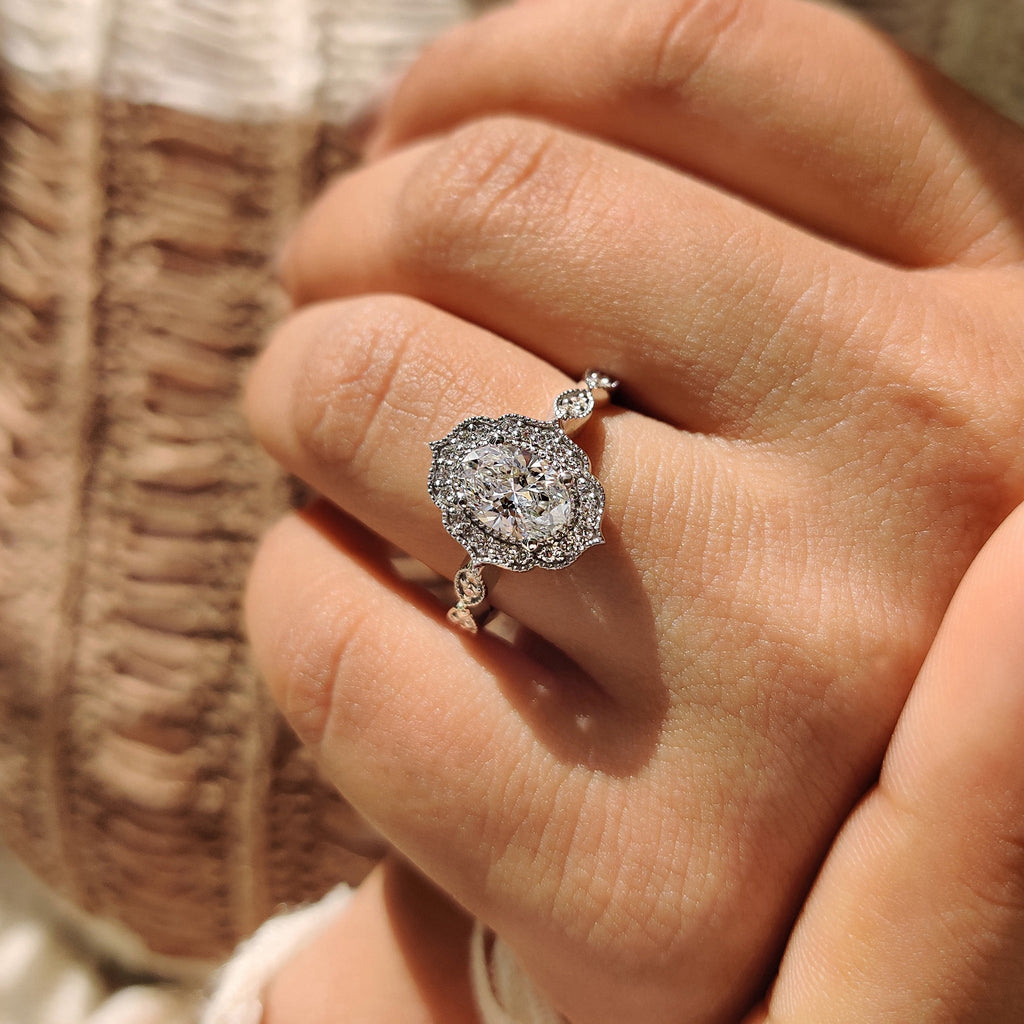 Oval Vintage Diamond Ring With Milgrain Style