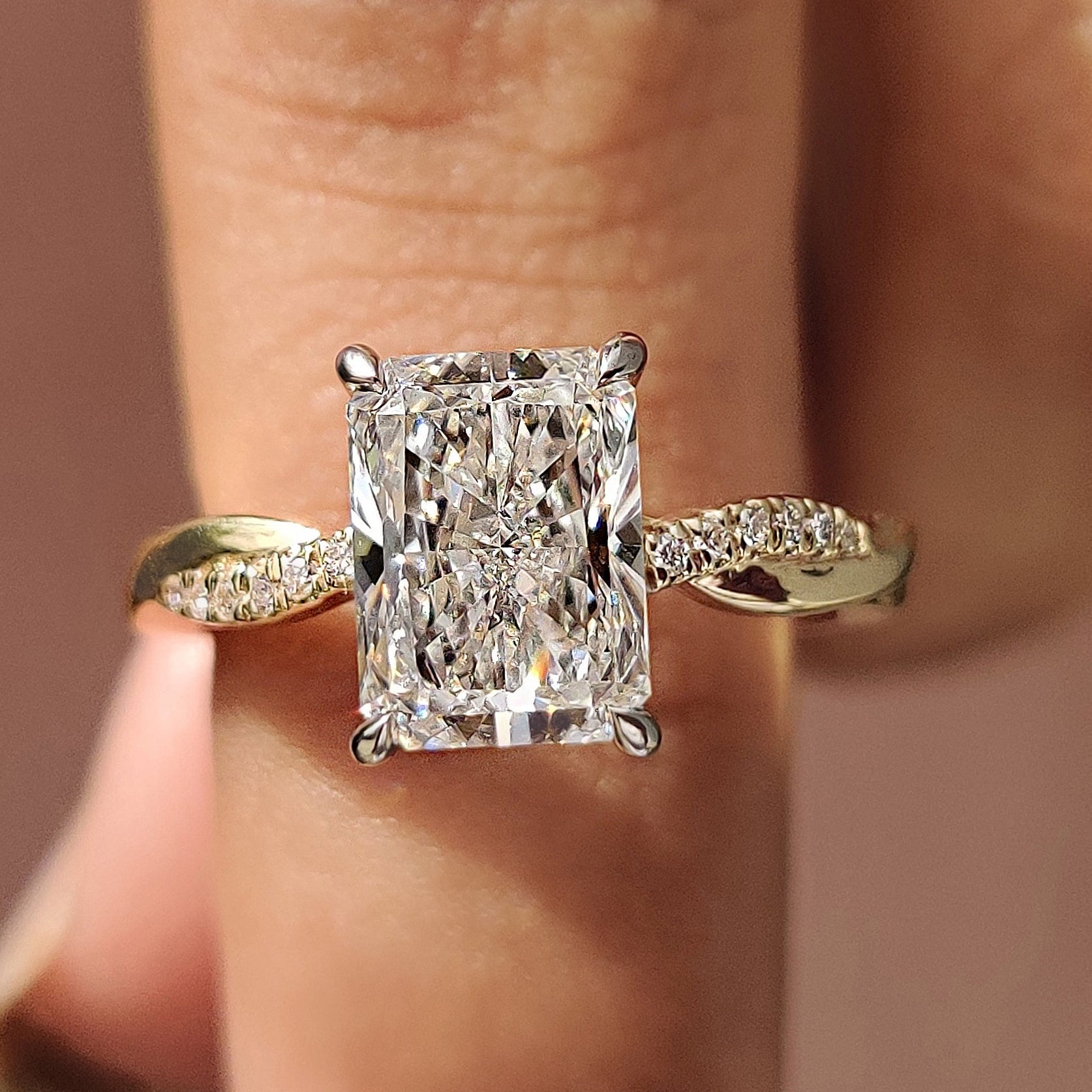 Radiant Cut Engagement Ring In Twisted Shank Set Main image