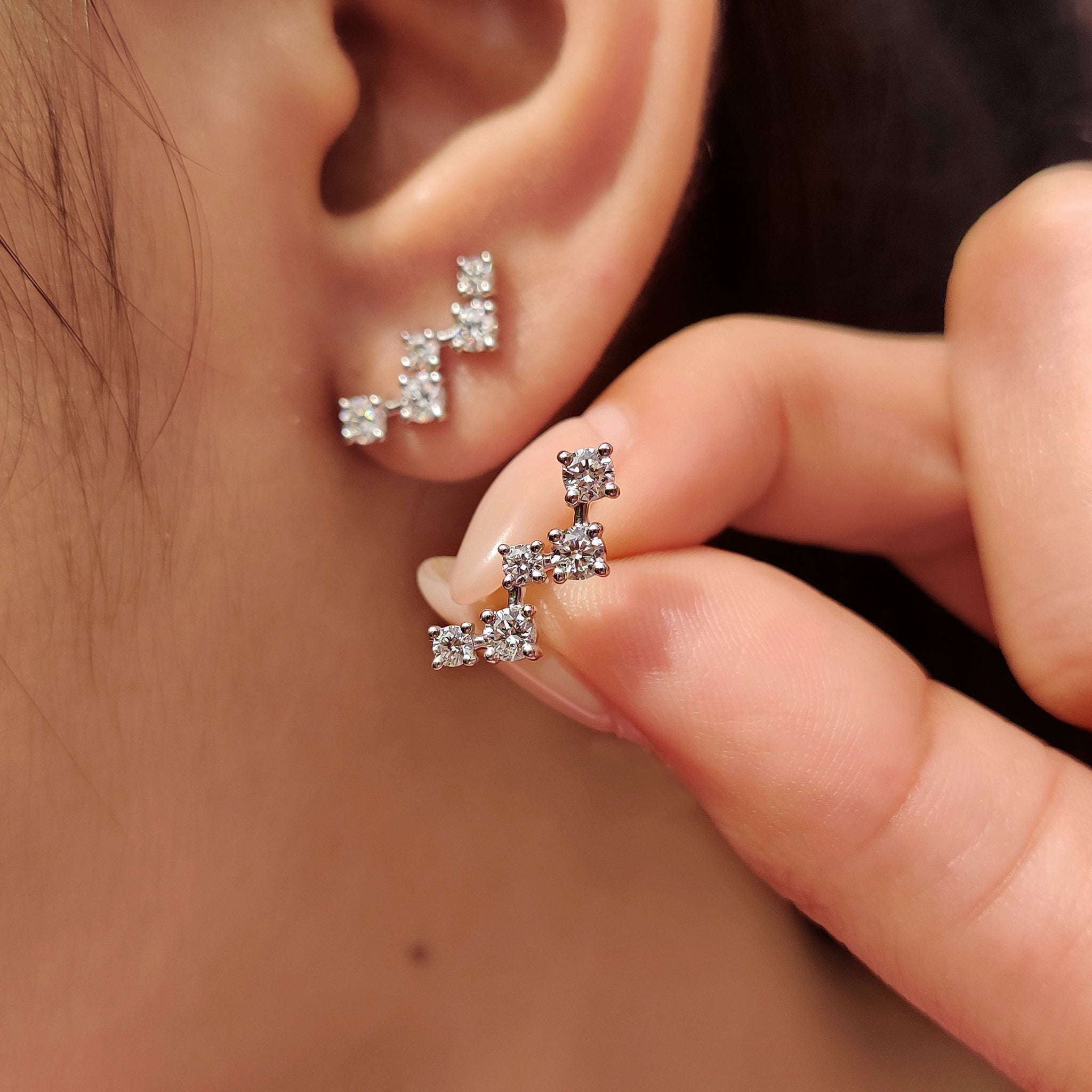 Zig Zag Round Diamond Stud Earrings