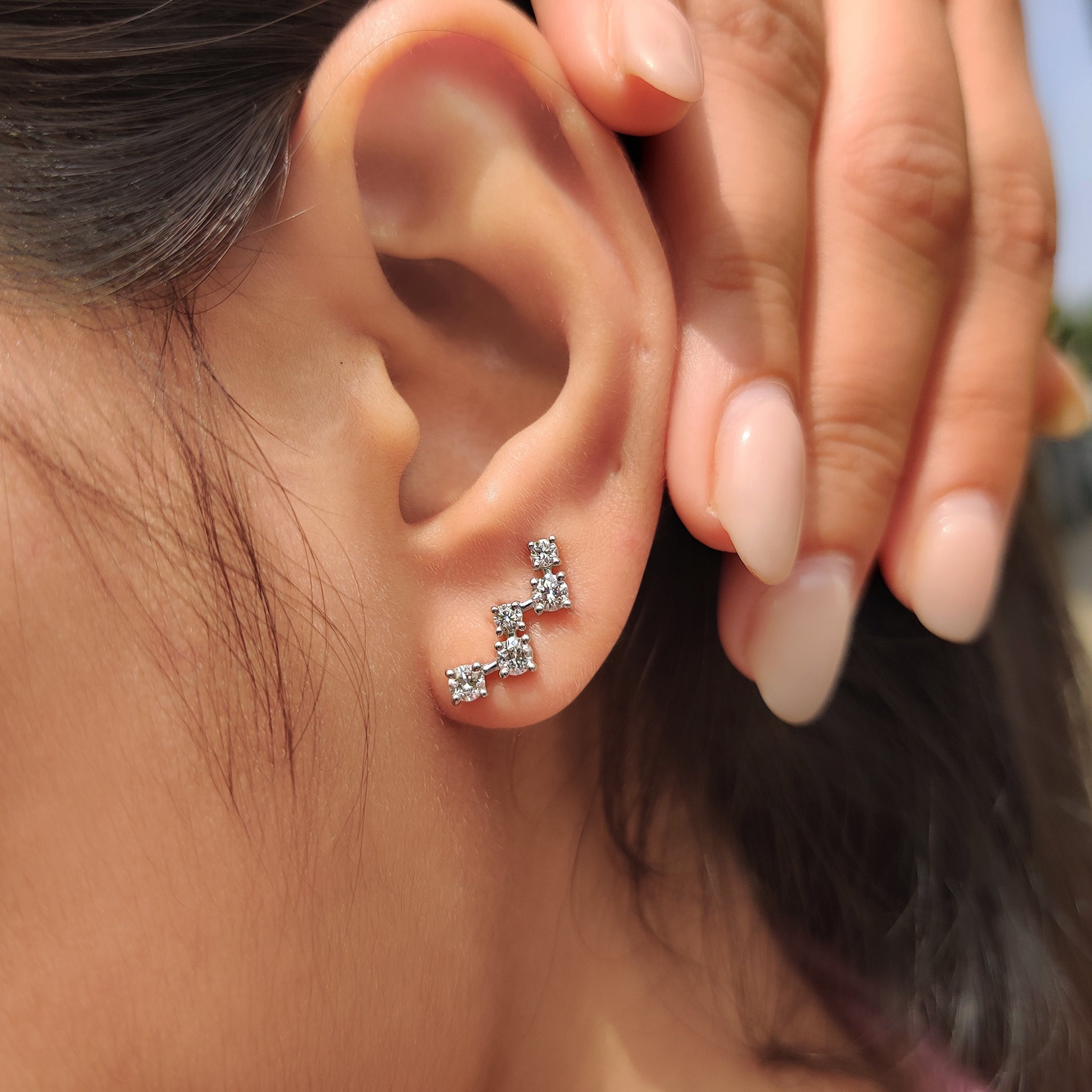 Zig Zag Round Diamond Stud Earrings