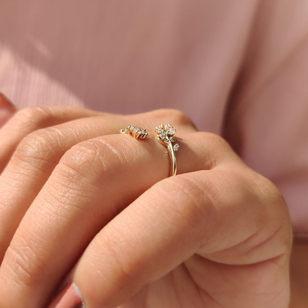 Nature Inspired Wedding Band Featuring Open Gap Design