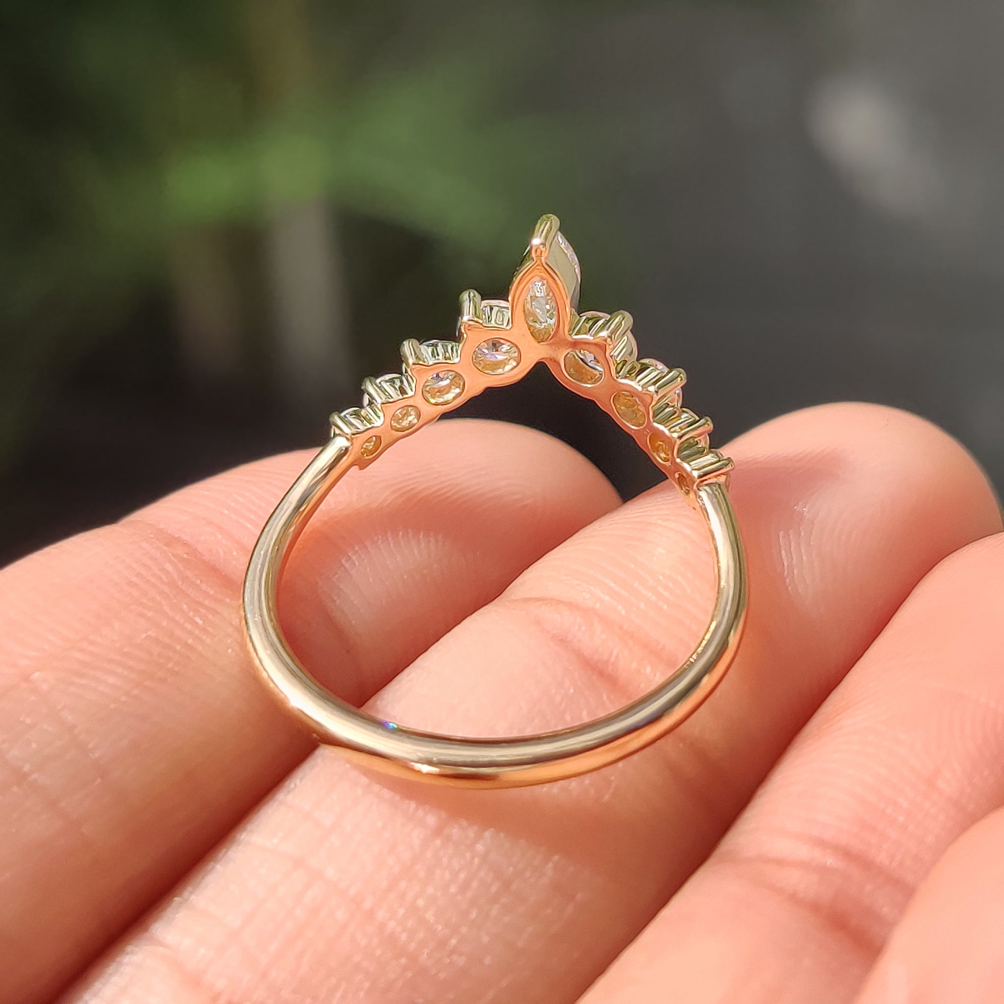 Seven Stone Curved Wedding Band