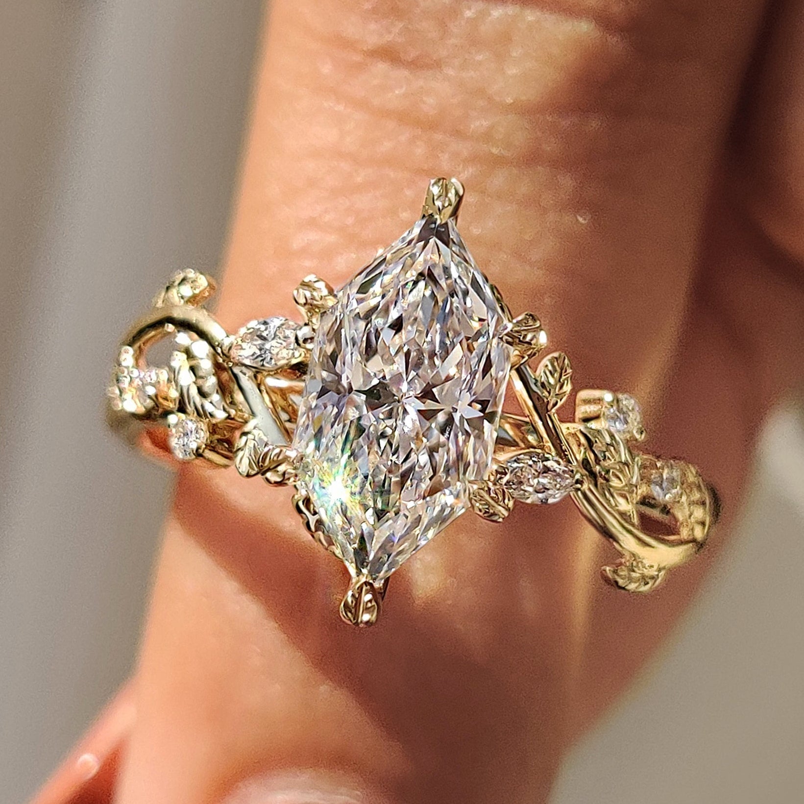 Nature Inspired Dutch Marquise Engagement Ring Main image